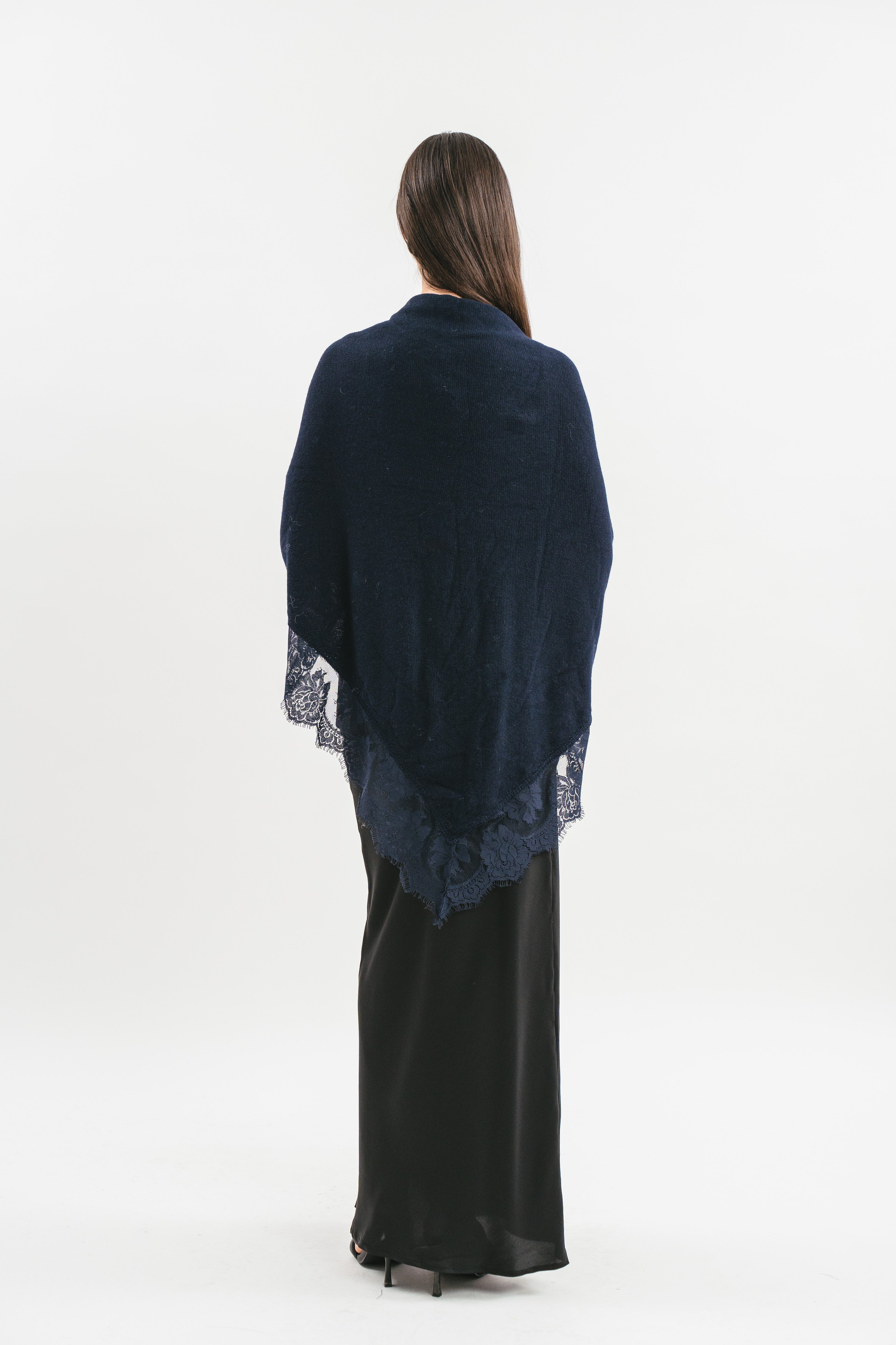 SCIALLE CON PIZZO IN MISTO CACHEMIRE