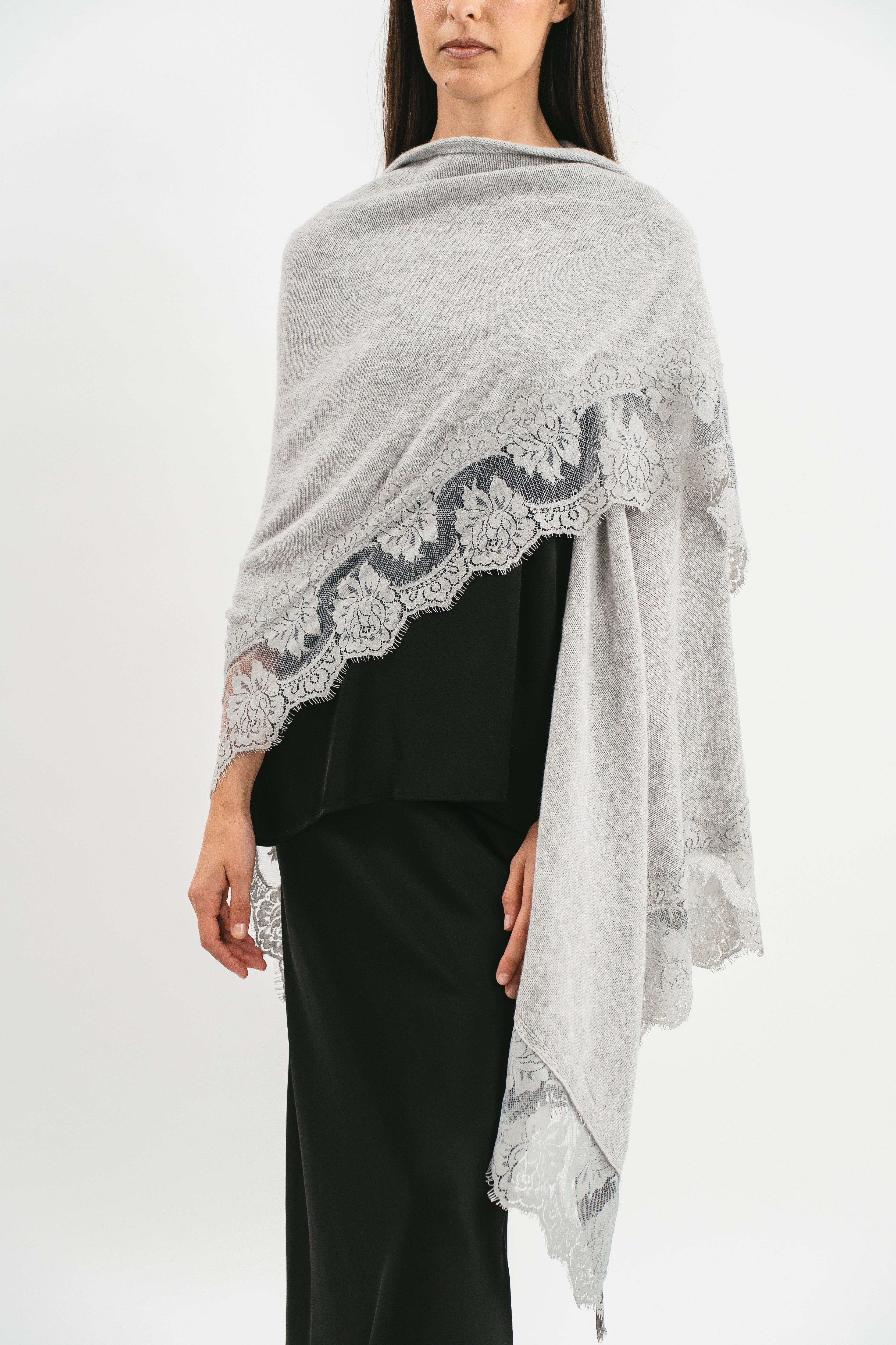 SCIALLE CON PIZZO IN MISTO CACHEMIRE