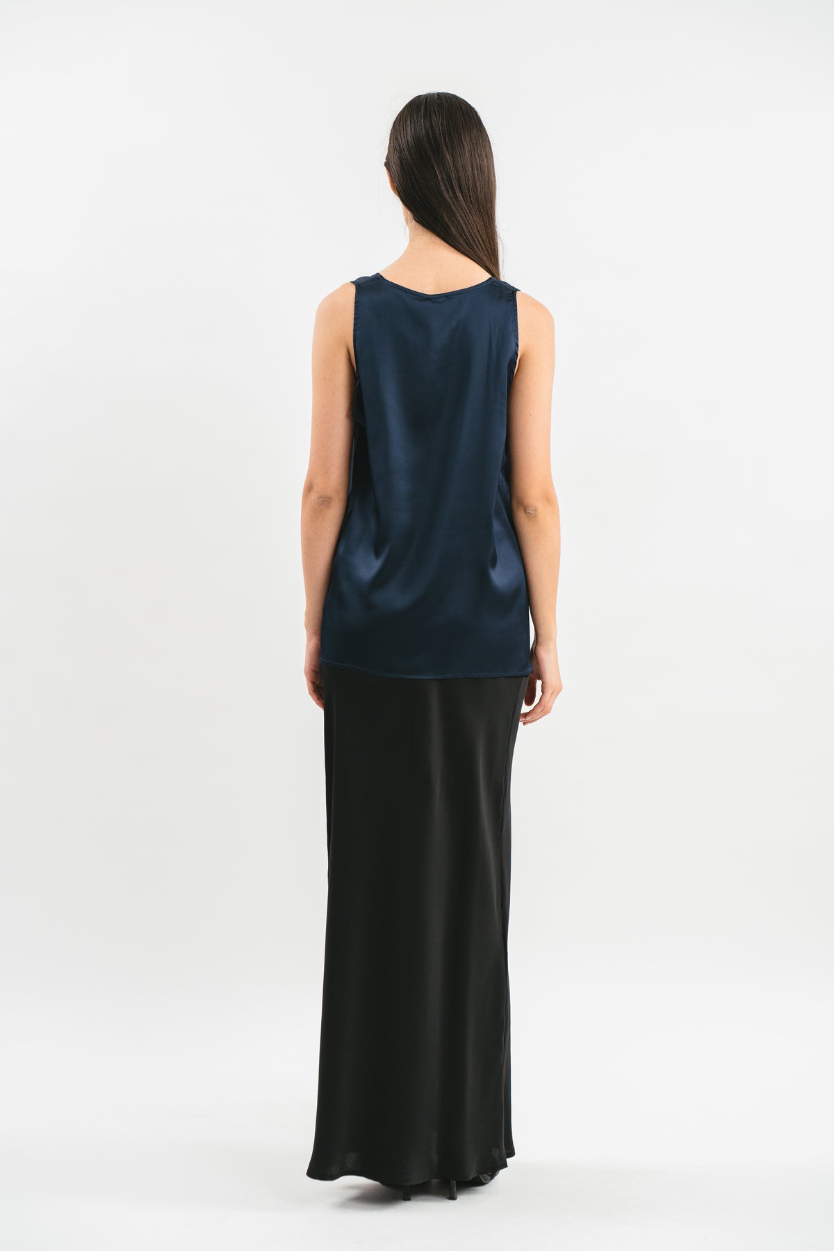 Top blu spalla larga e scollo a V Posteriore