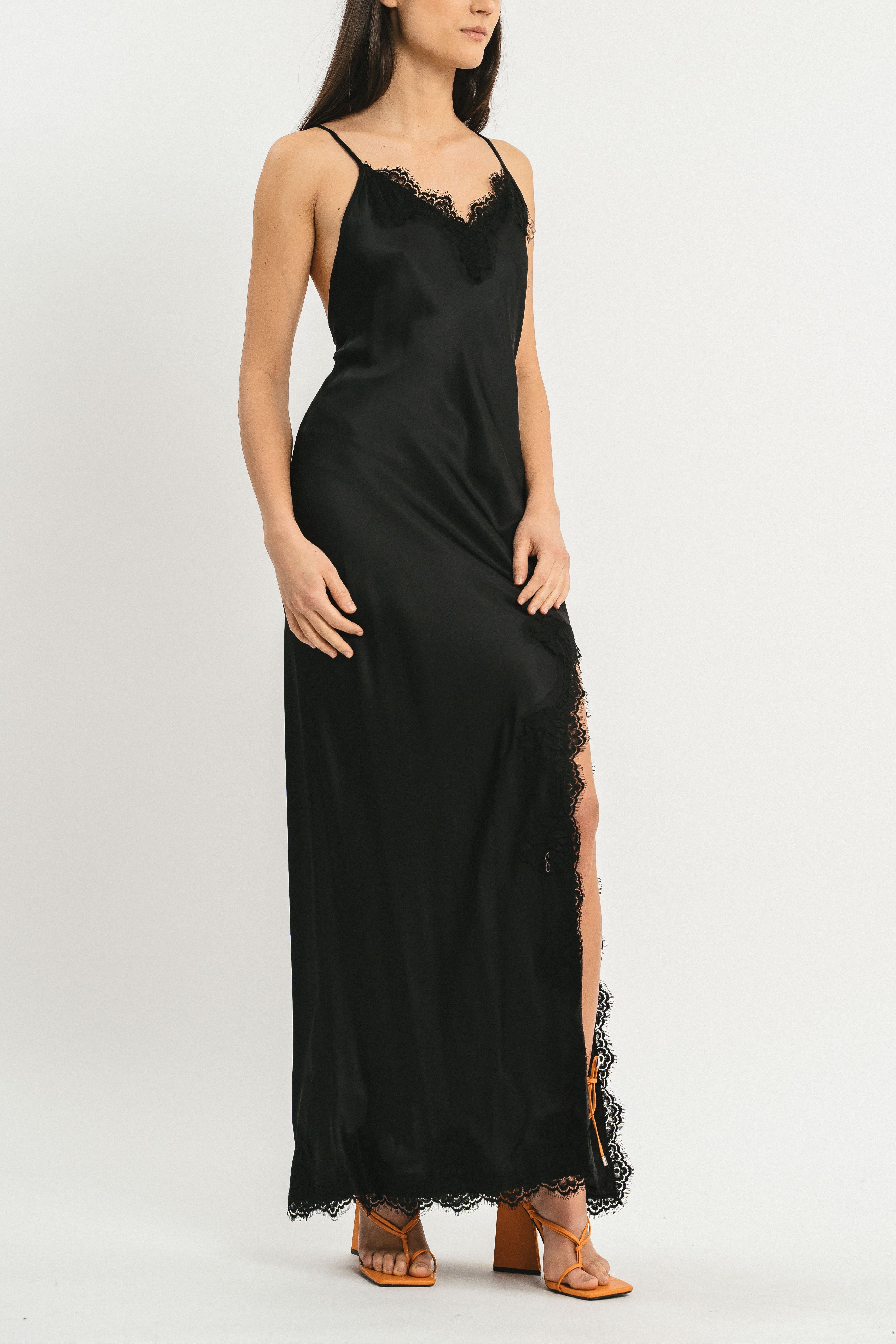 SLIP DRESS STAR CON PIZZO E SPACCO LATERALE