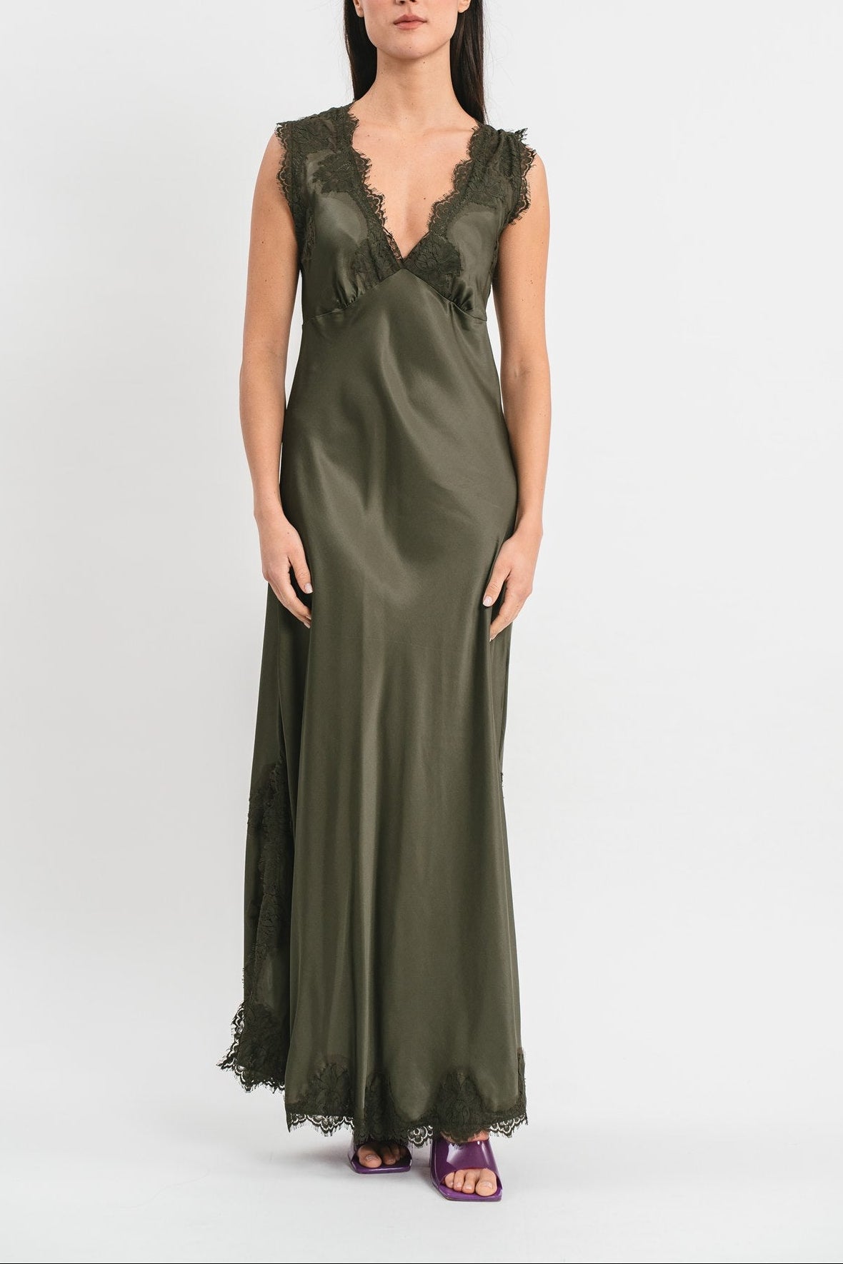 ANDREA WIDE SHOULDER SLIP DRESS IN VISCOSE WITH LACE