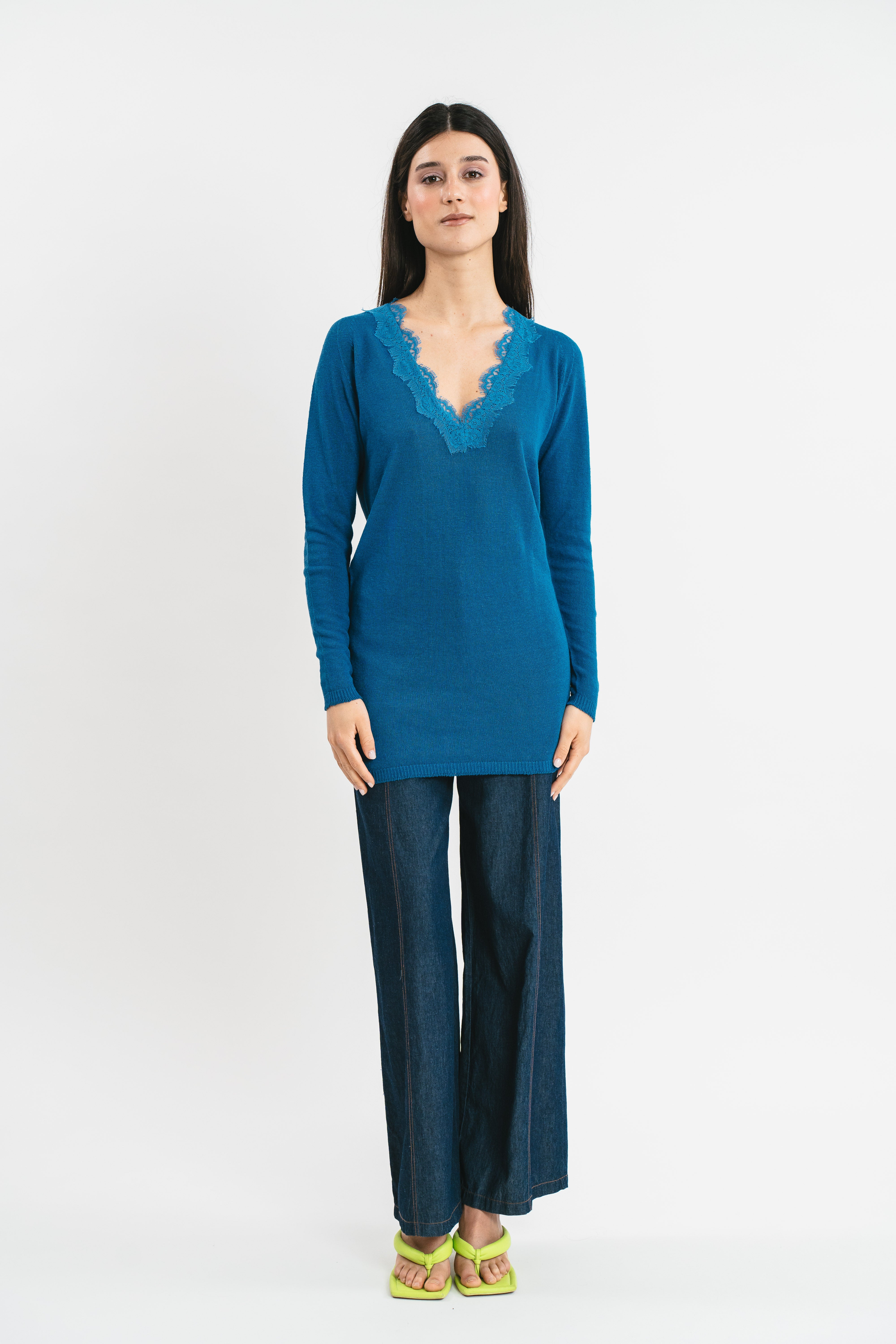 Maglia avio lunga con scollo a V con dettagli in pizzo Frontale