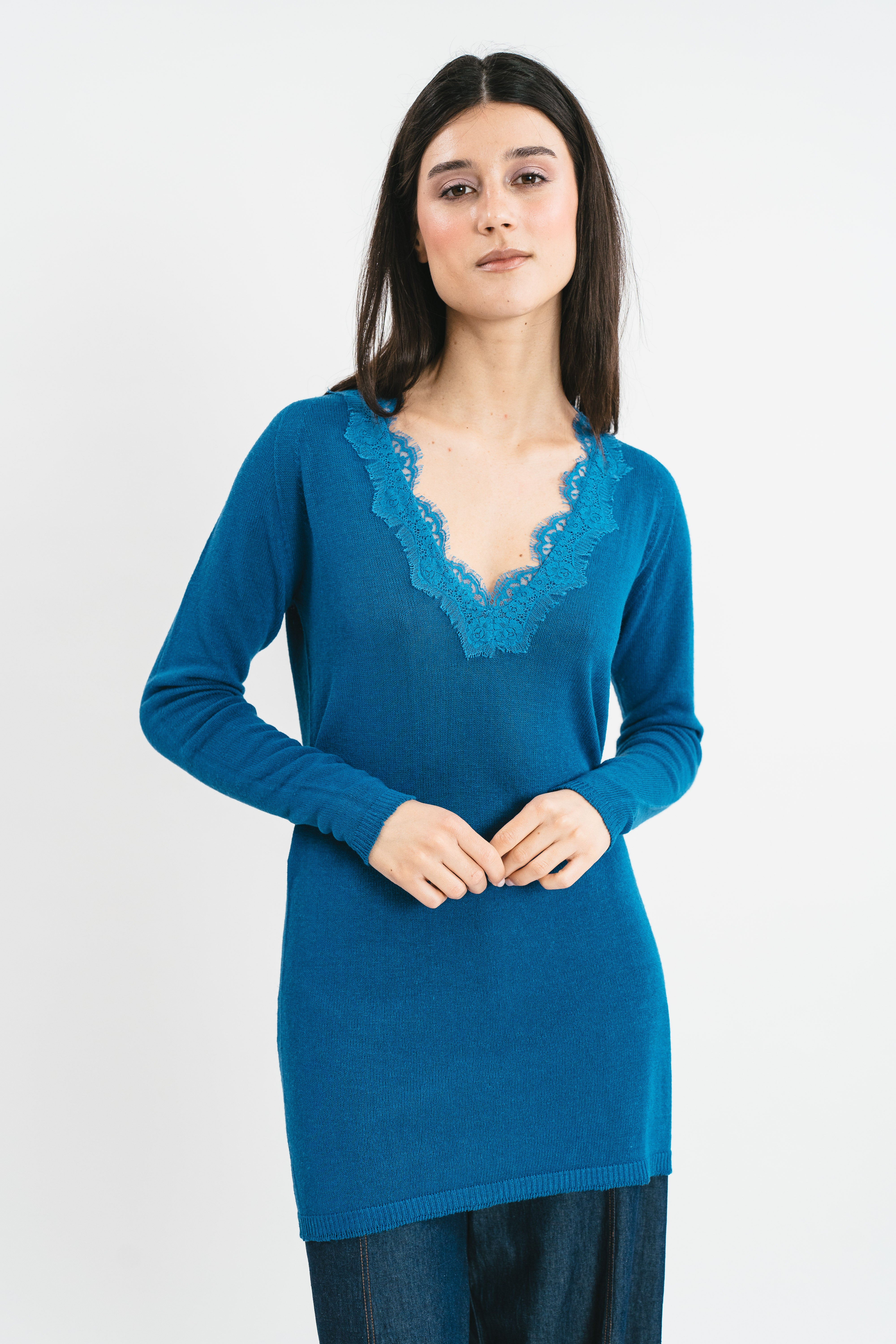 Maglia avio lunga con scollo a V con dettagli in pizzo Dettaglio