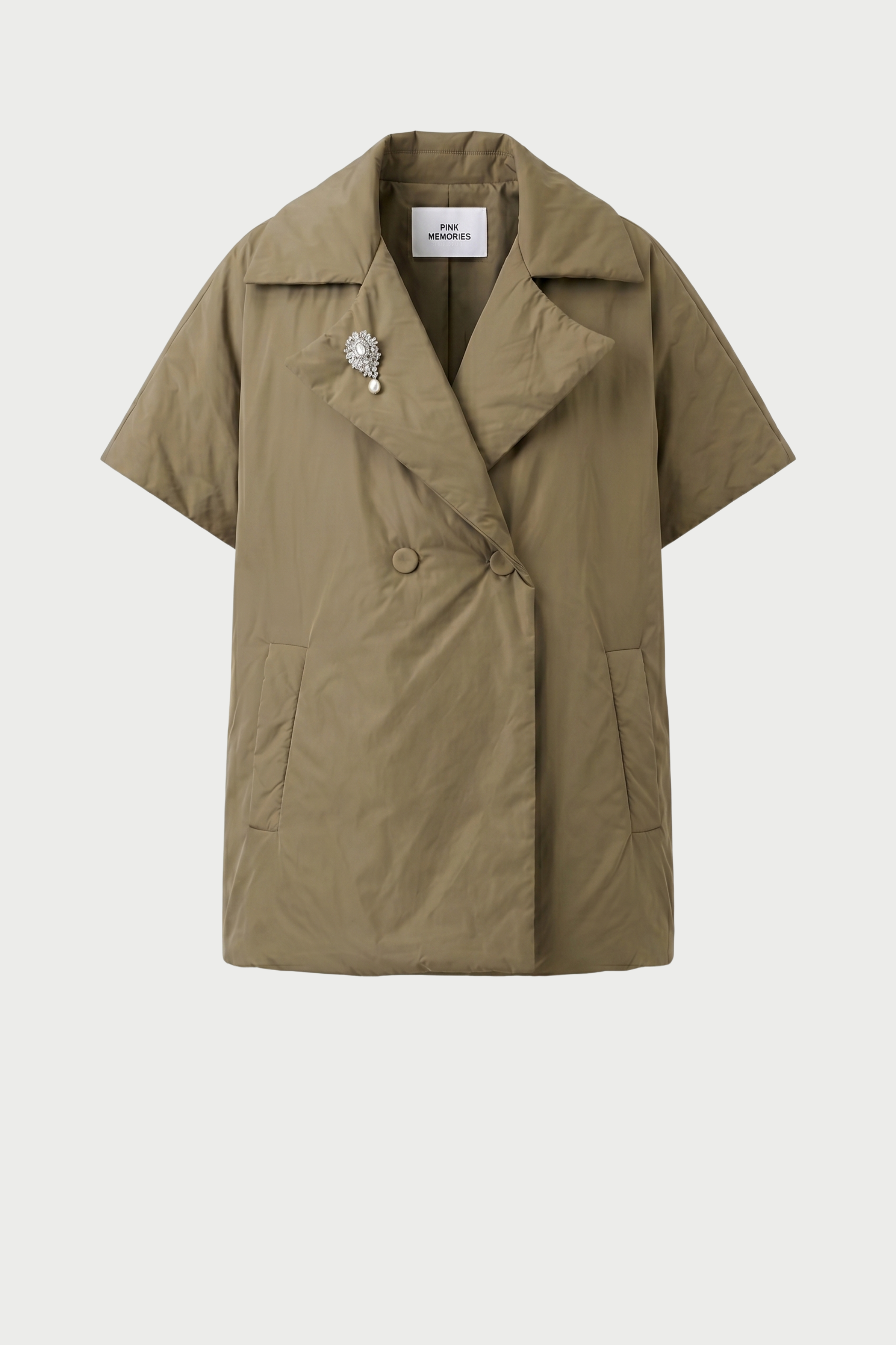 OVERSIZED 100-GRAM WAISTCOAT WITH JEWEL BROOCH