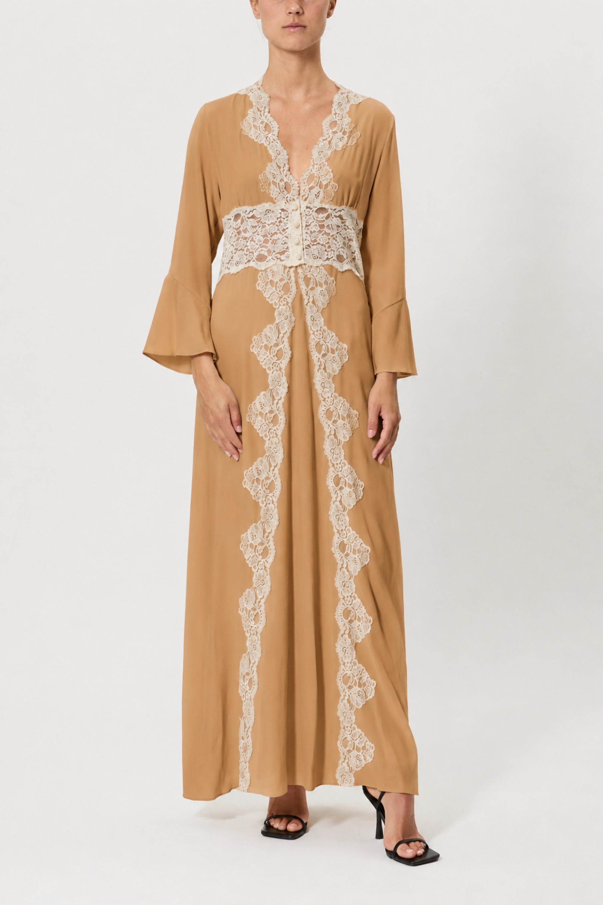 DRESS WITH LACE DETAILS