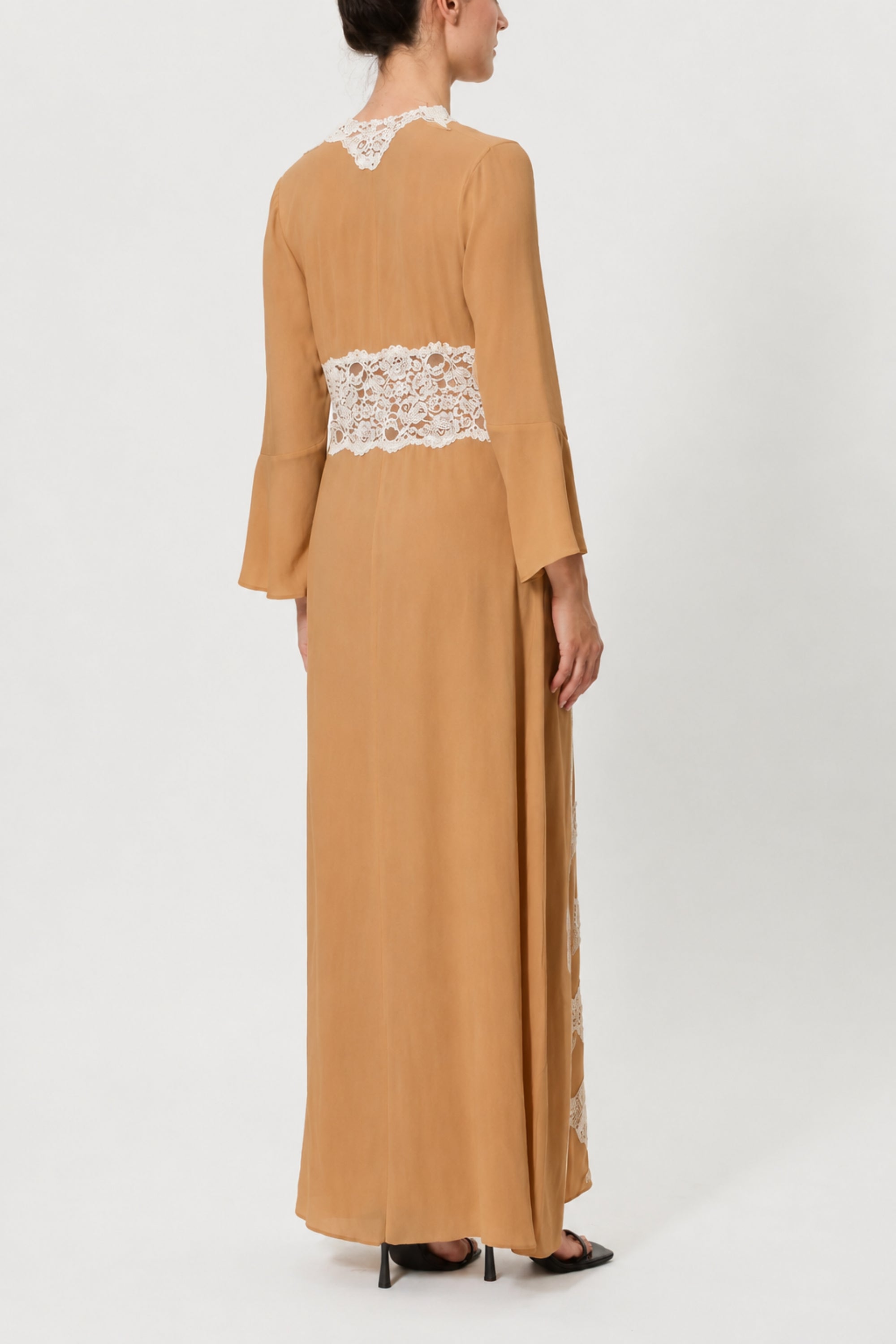 DRESS WITH LACE DETAILS