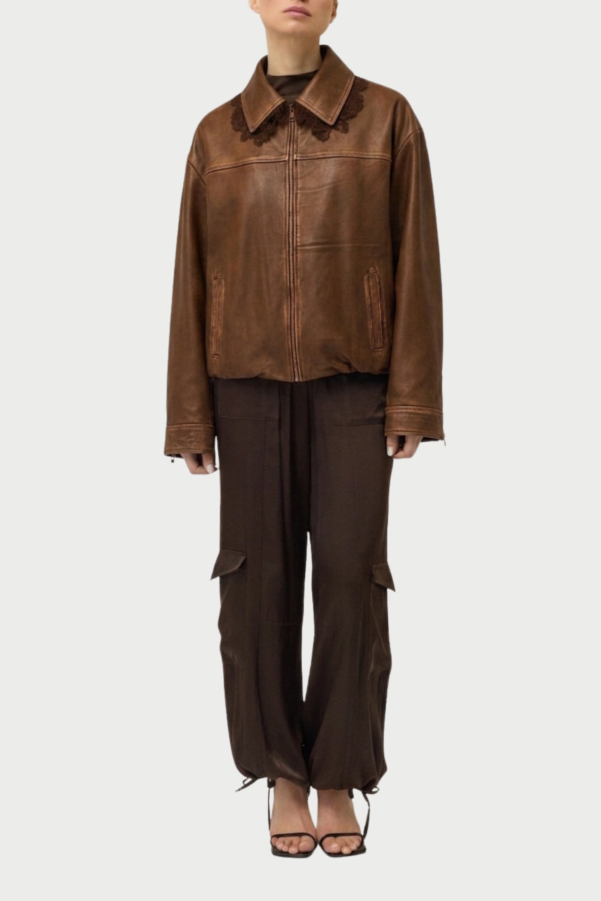 BOMBER CON PIZZO