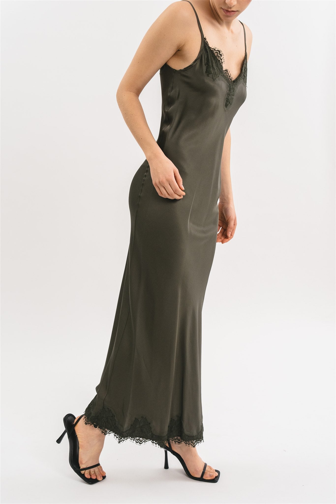 Slip Dress lunga militare dettaglio