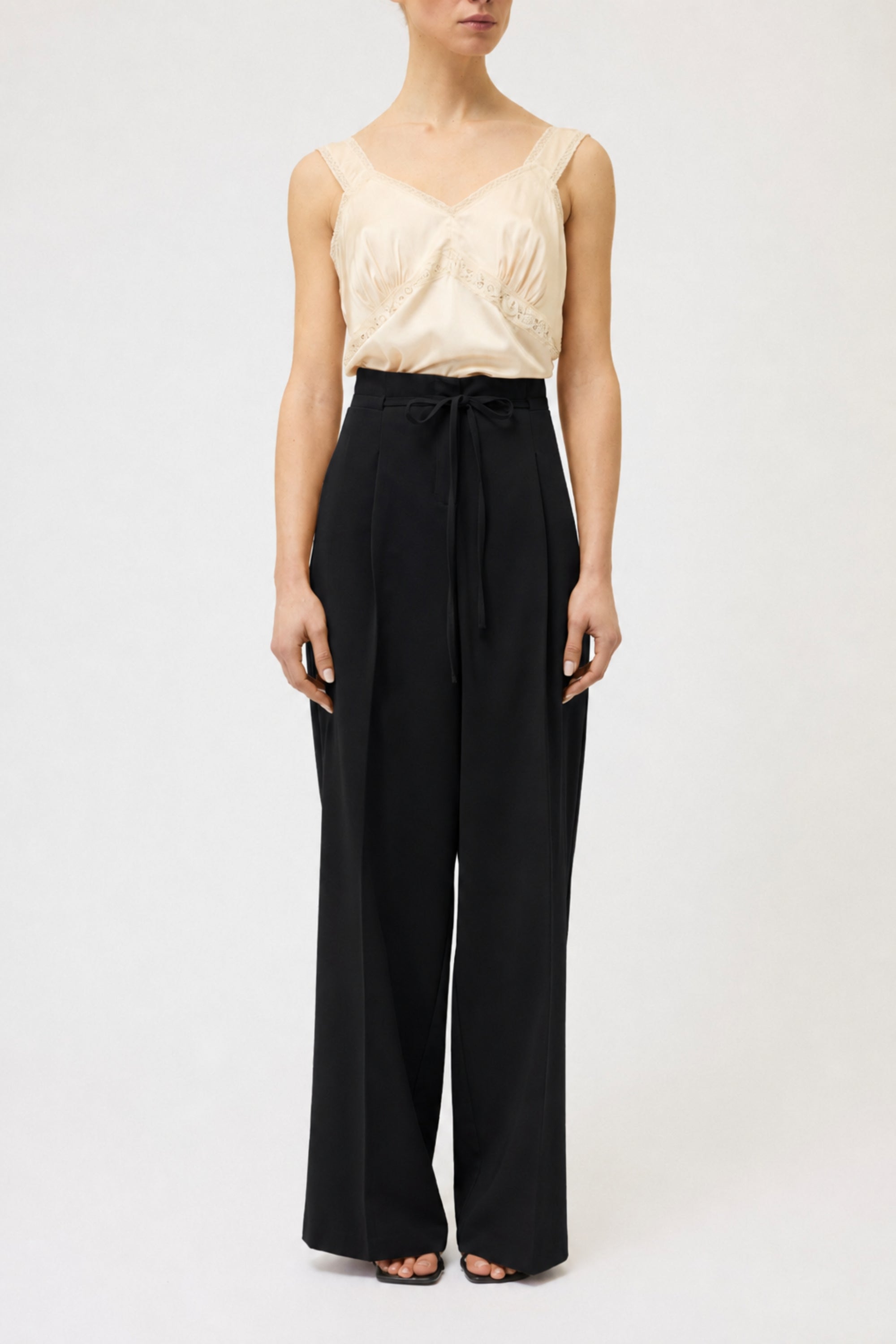 PANTALONE PALAZZO CON PIEGHE