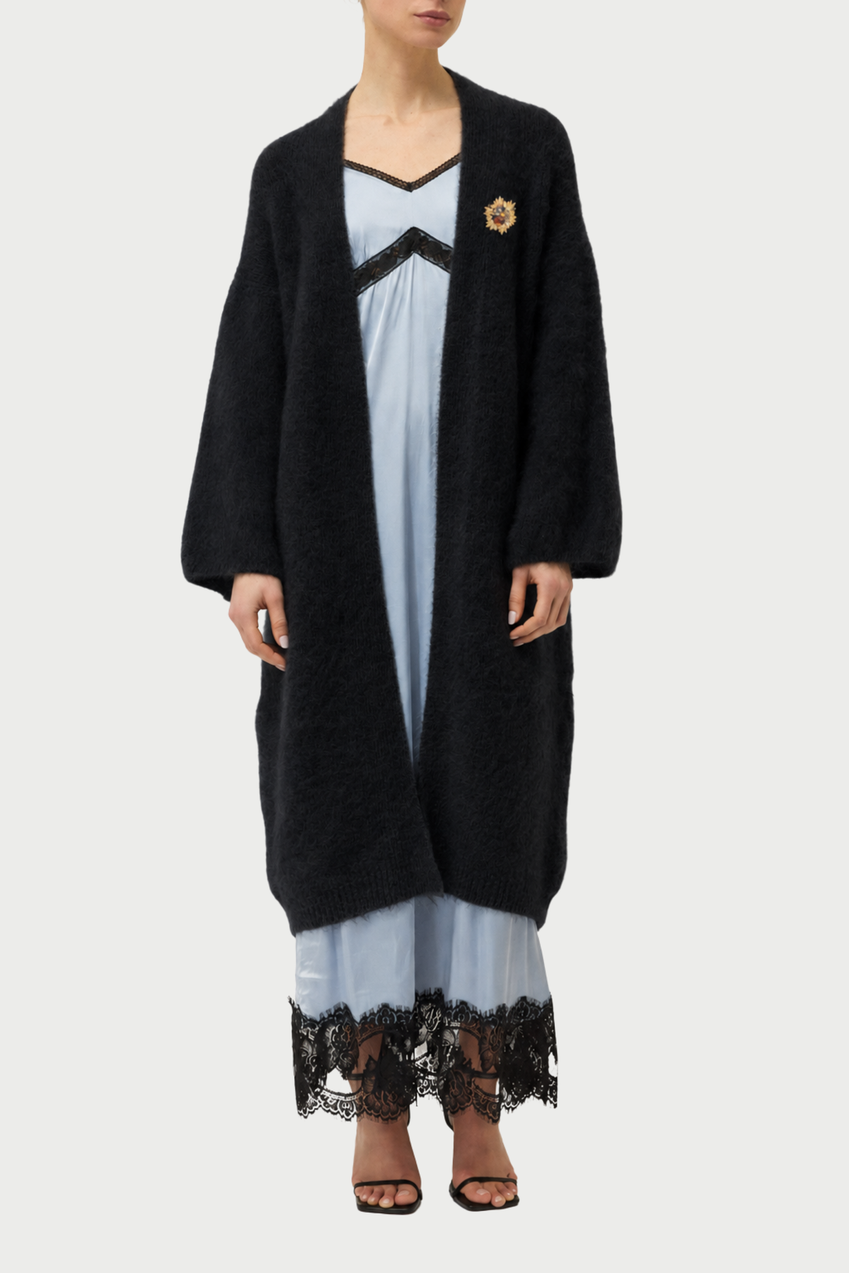CARDIGAN GARZATO LUNGO CON SPILLA GIOIELLO