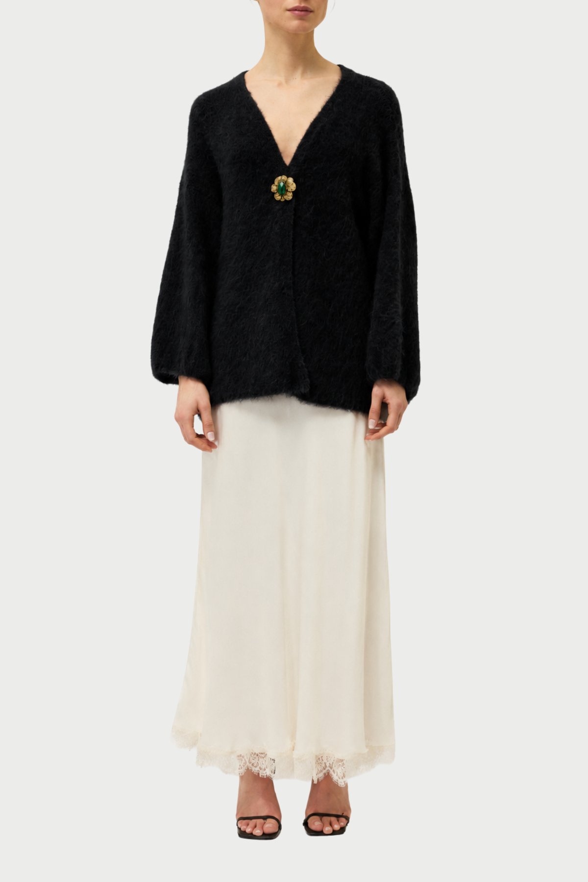 CARDIGAN GARZATO CON SPILLA GIOIELLO