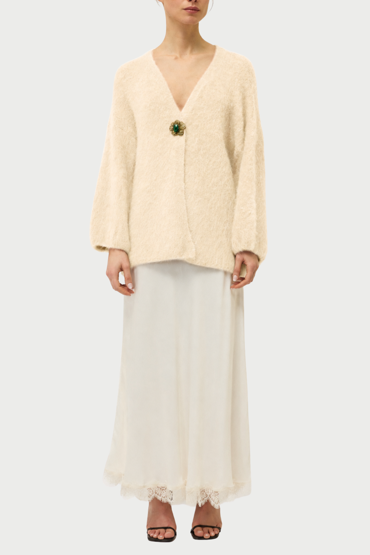 CARDIGAN GARZATO CON SPILLA GIOIELLO