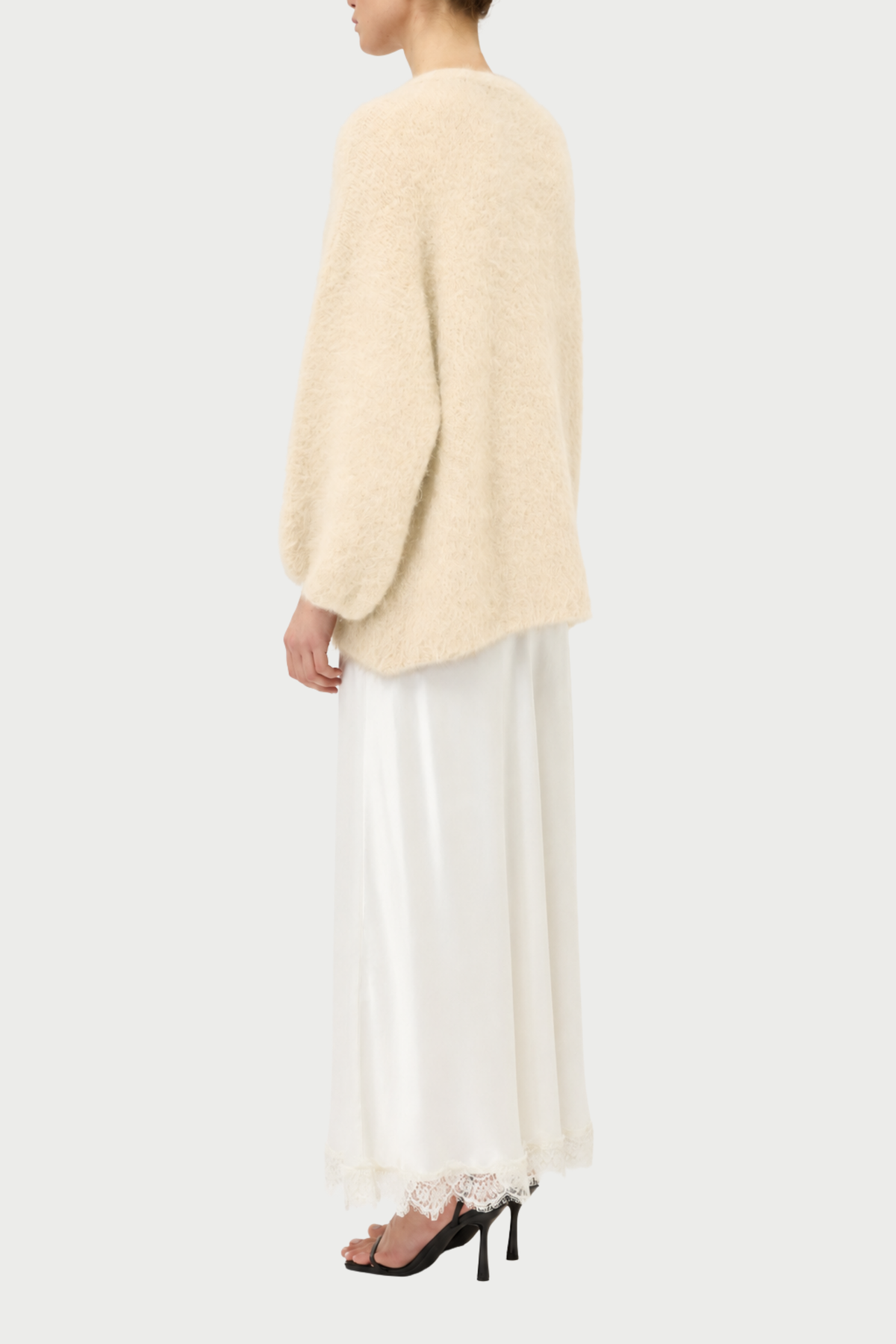 CARDIGAN GARZATO CON SPILLA GIOIELLO