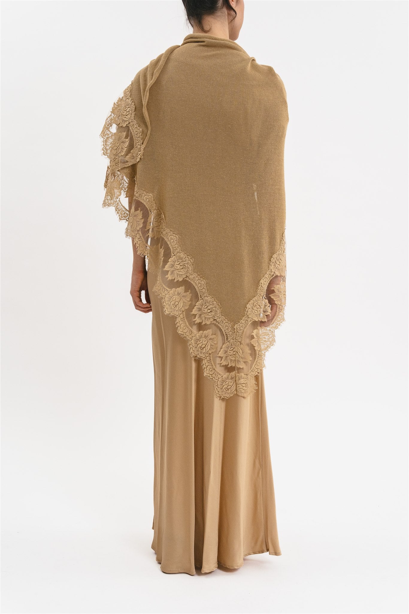 Kefia in maglia color beige posteriore