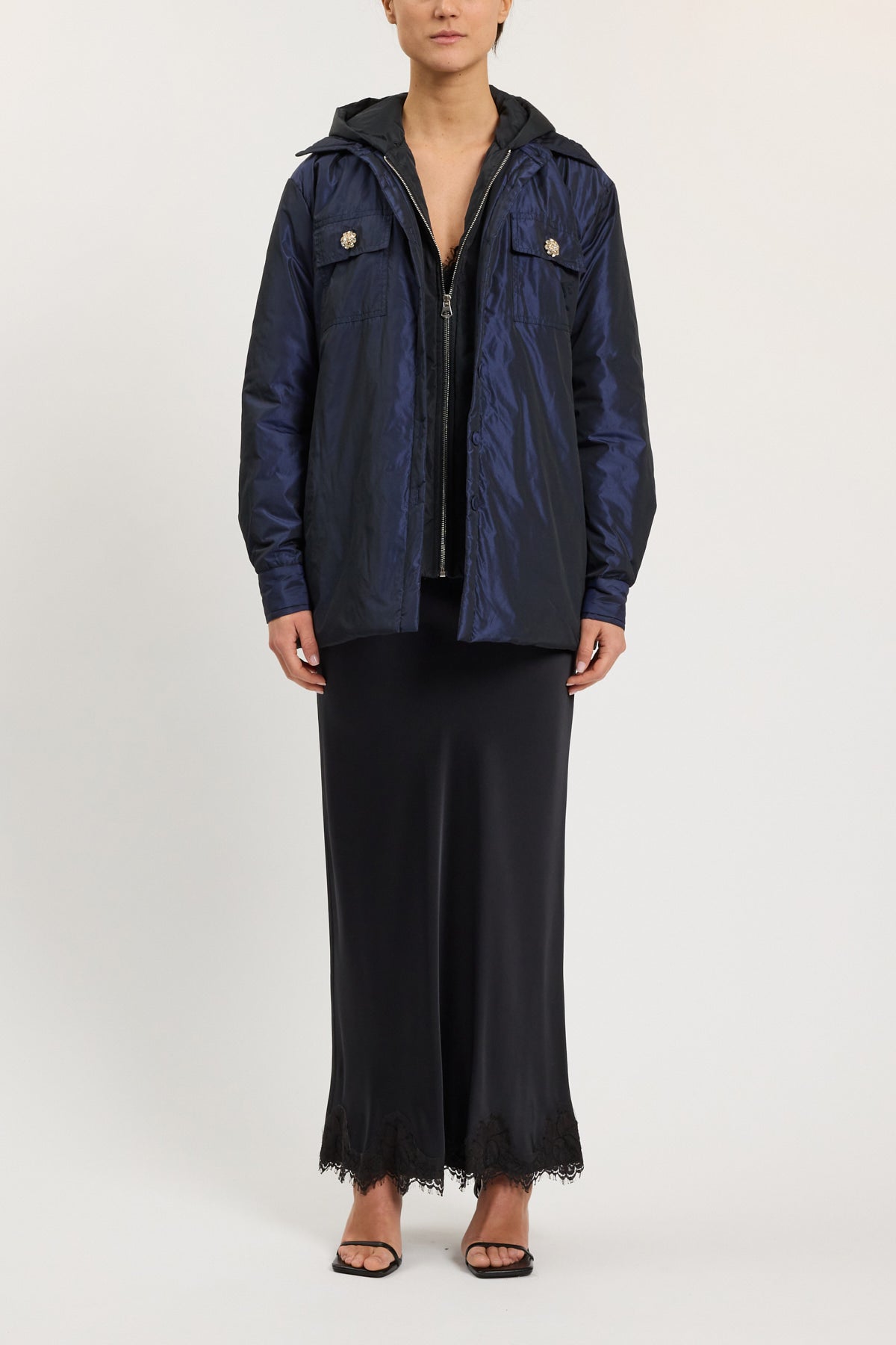 100 GRAM DOUBLE OVERSIZED JACKET WITH HOOD AND BELT