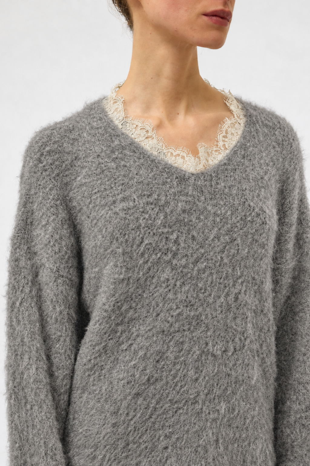 MAGLIA GARZATA IN ALPACA CON PIZZO