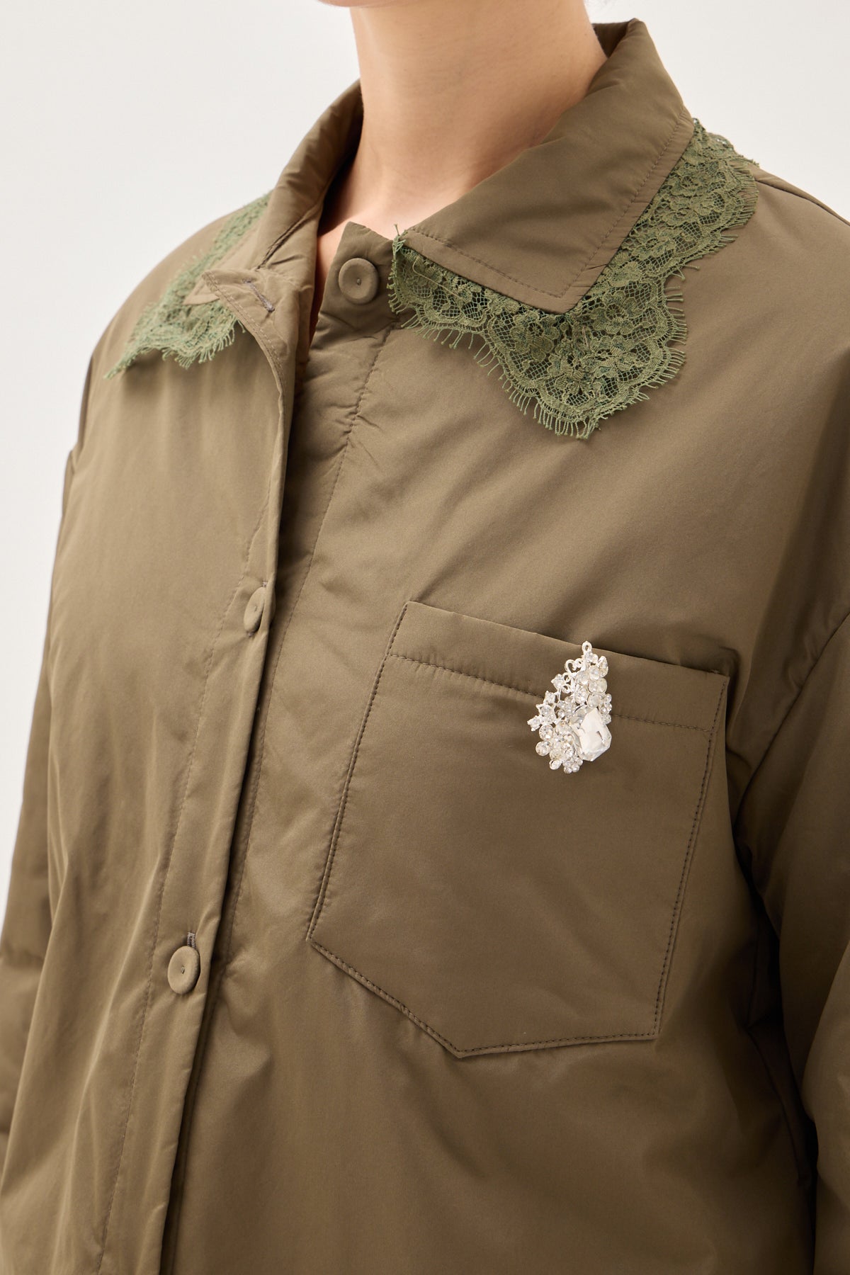 CAMICIA 50 GRAMMI CON SPILLA GIOIELLO