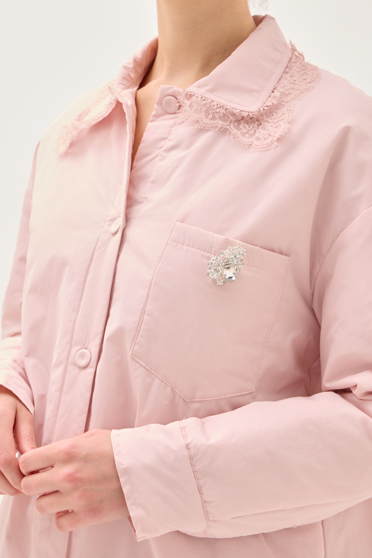 CAMICIA 50 GRAMMI CON SPILLA GIOIELLO
