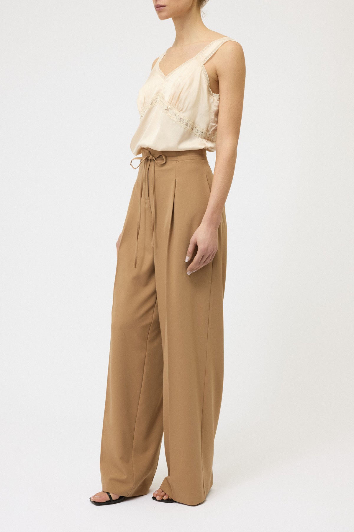 PANTALONE PALAZZO CON PIEGHE