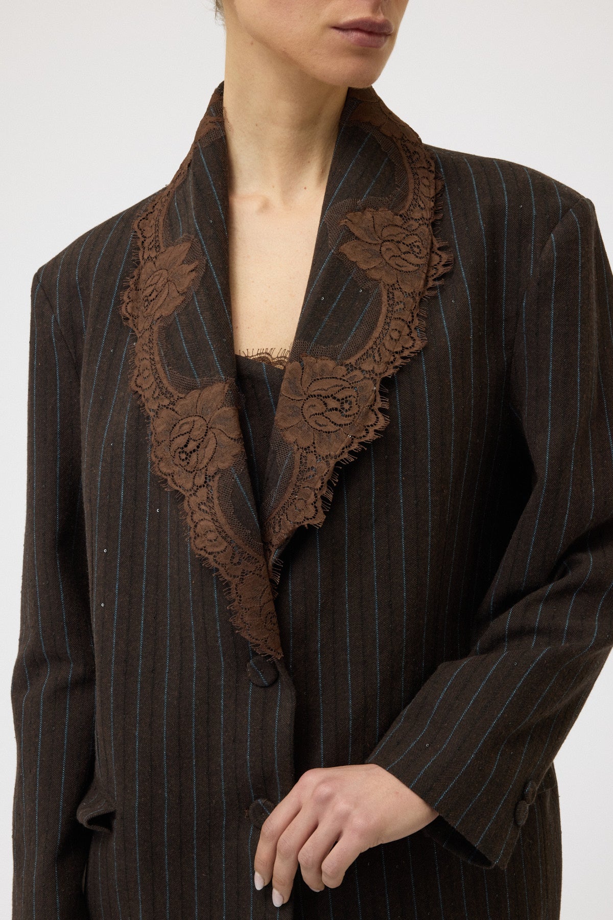 GIACCA OVER GESSATA CON PIZZO
