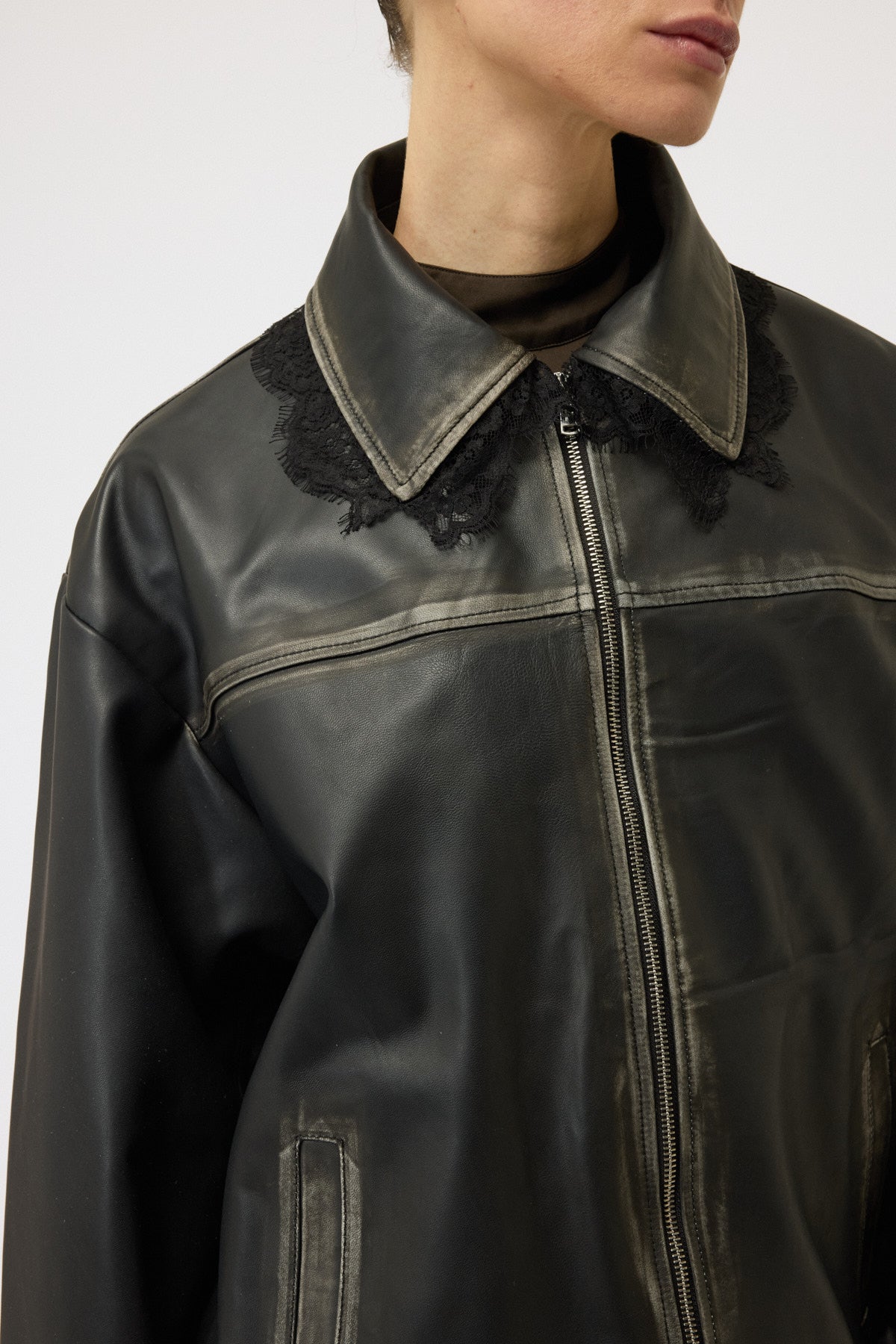 BOMBER CON PIZZO