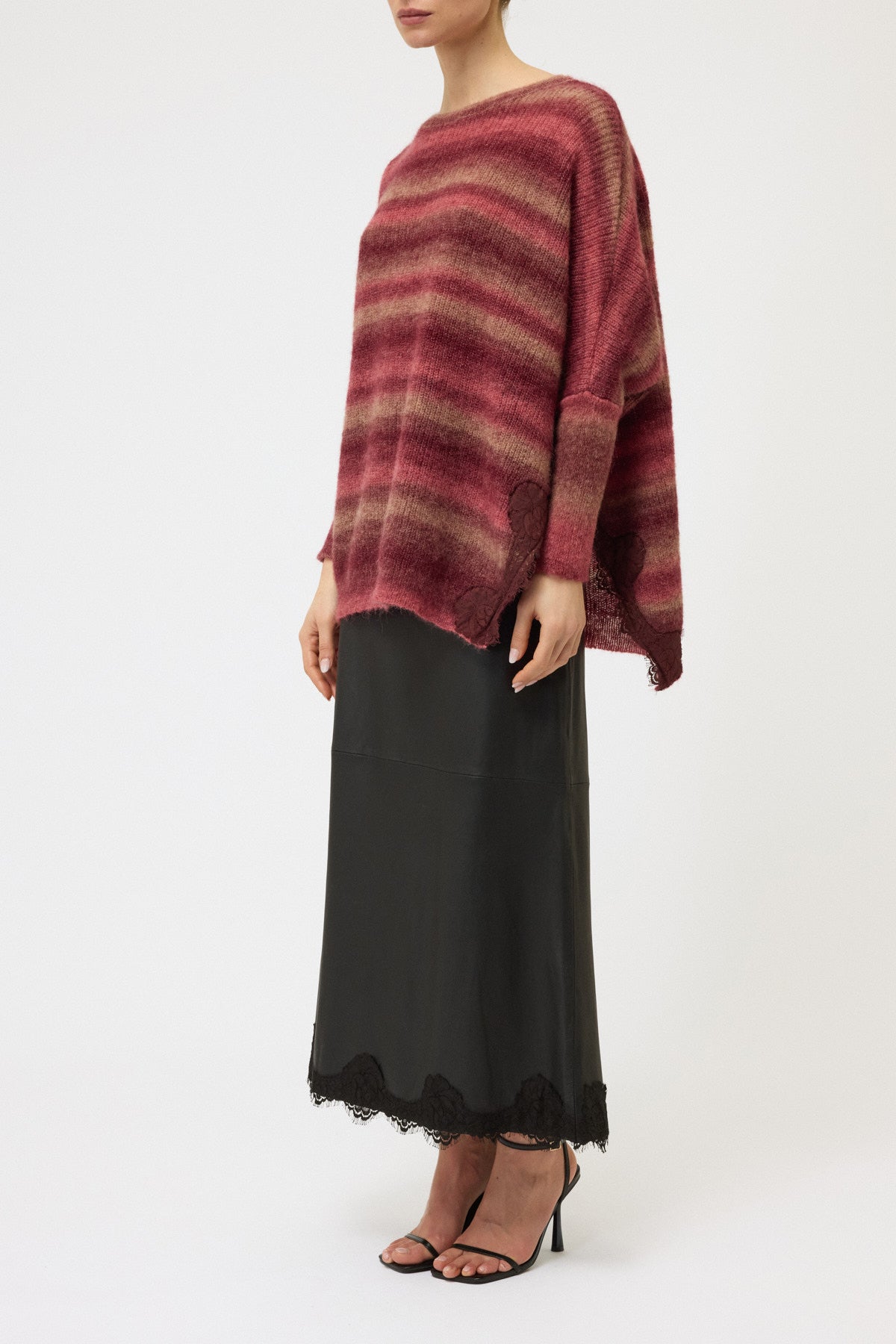 MAGLIA KIMONO CON SPACCO E PIZZO