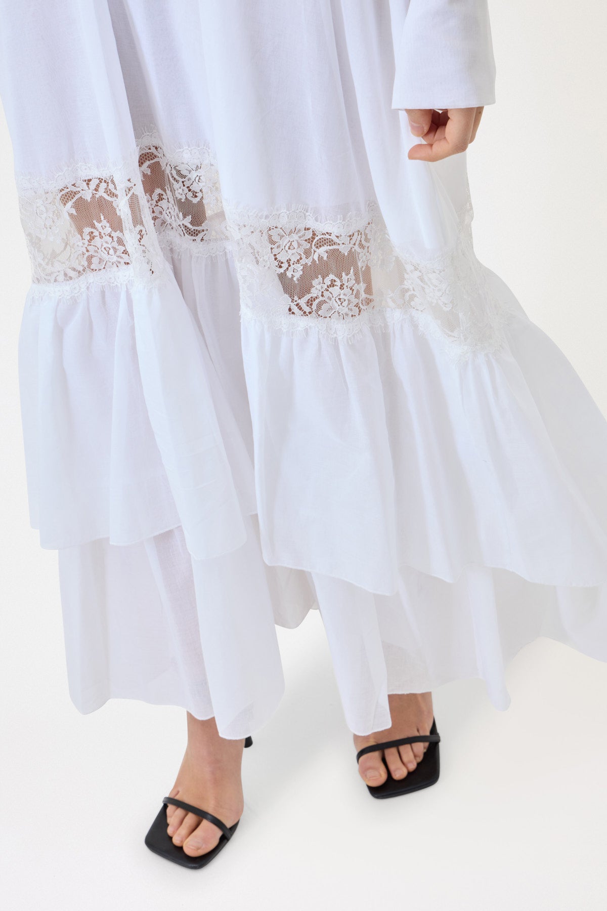 LONG MUSLIN DRESS WITH LACE