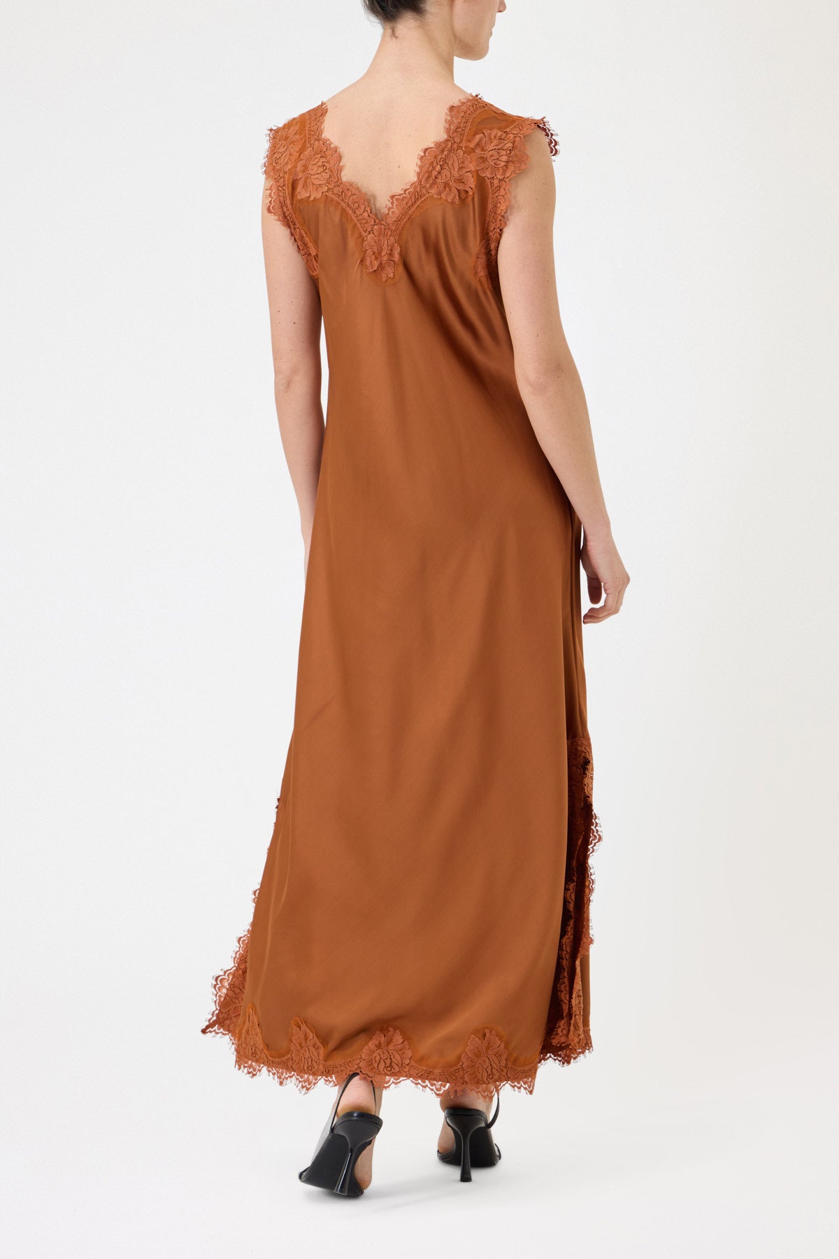 ANDREA WIDE SHOULDER SLIP DRESS IN VISCOSE WITH LACE