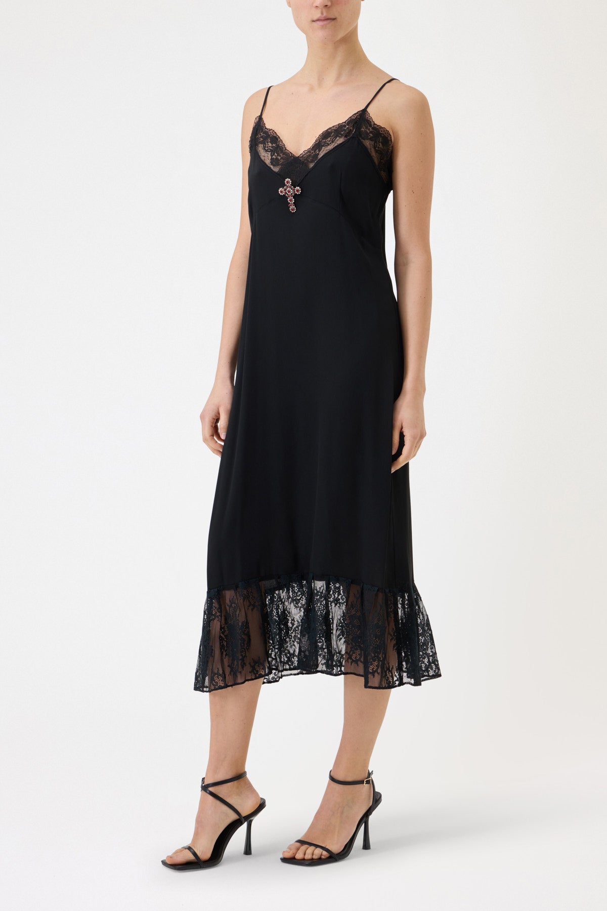 SLIP DRESS CON PIZZO A CONTRASTO CON SPILLA