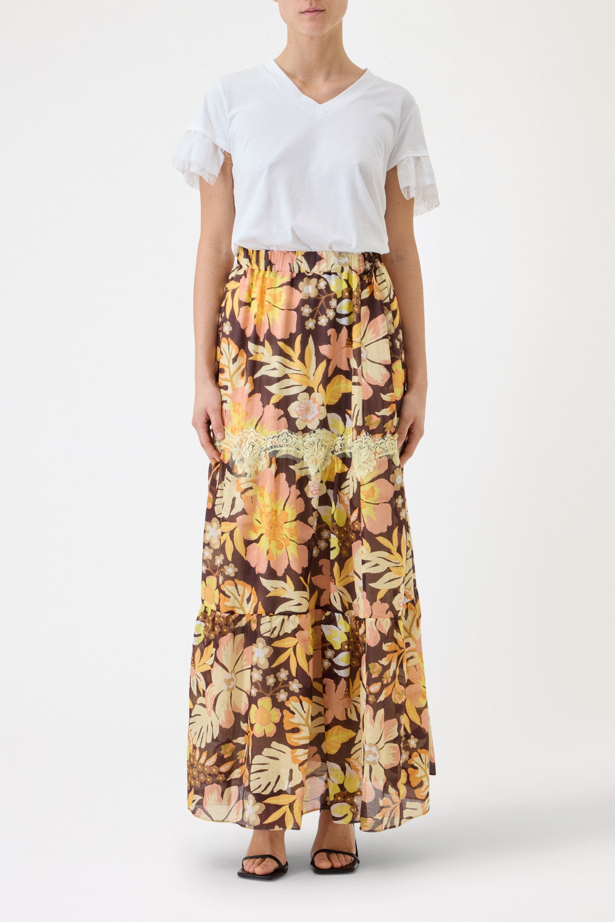 FLOUNCE SKIRT WITH LACE PATTERN