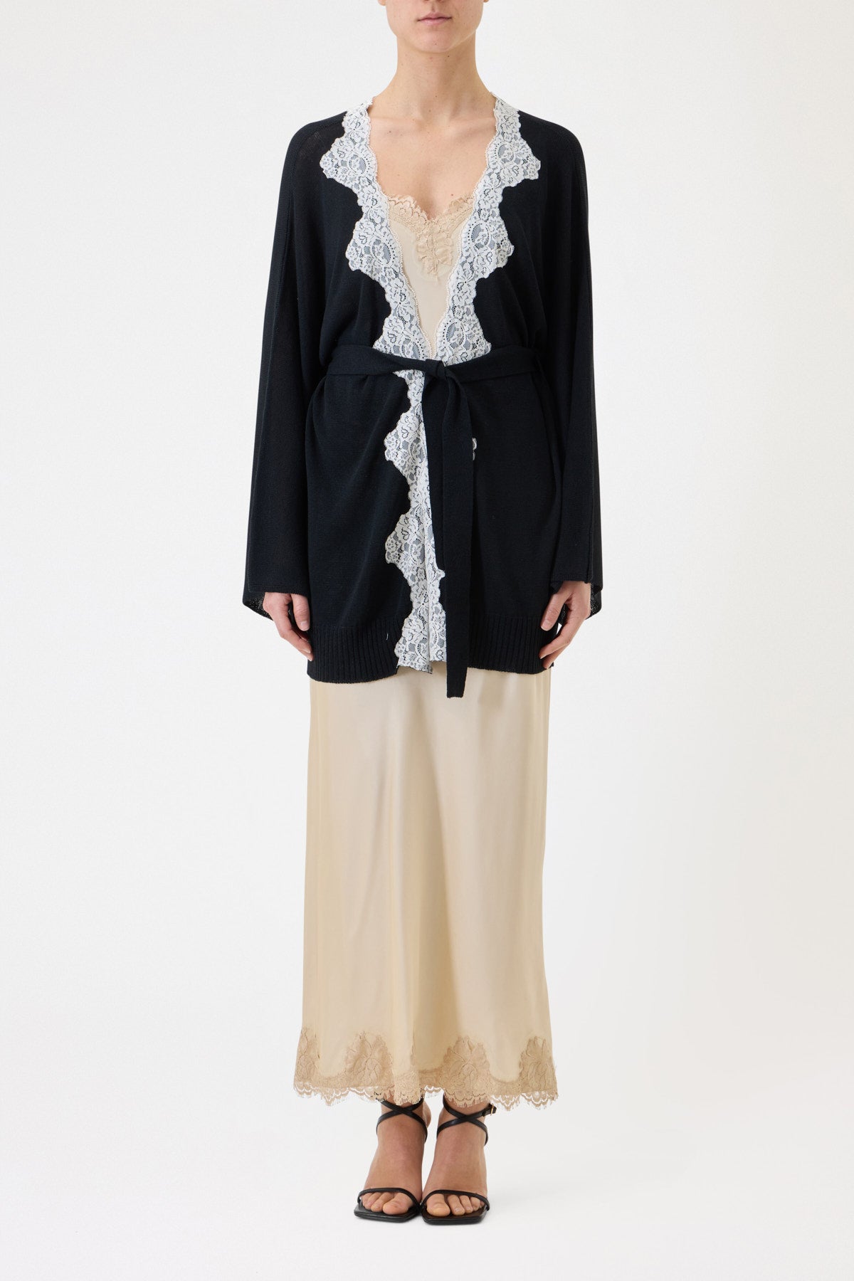 KIMONO CARDIGAN WITH CONTRASTING BELT AND LACE