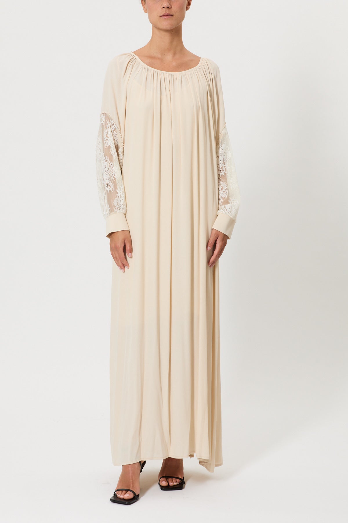 LONG SLEEVE DRESS WITH LACE