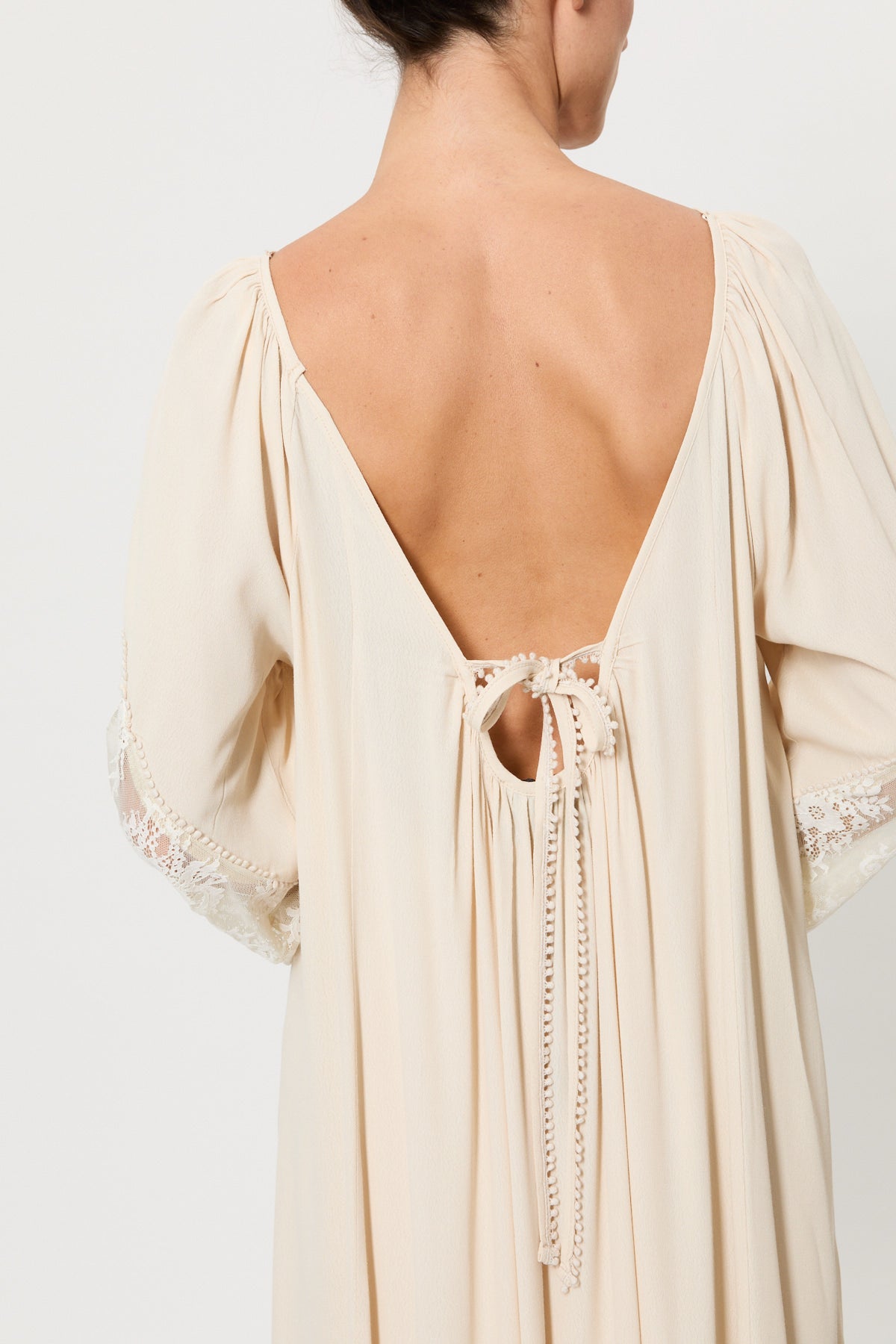LONG SLEEVE DRESS WITH LACE
