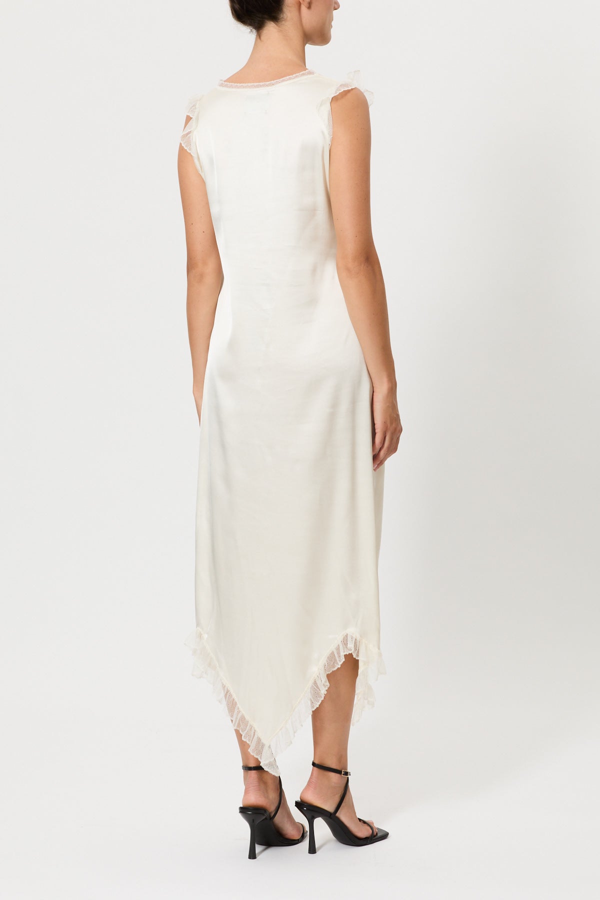 SLIP DRESS SPALLA LARGA IN RASO CON PIZZO