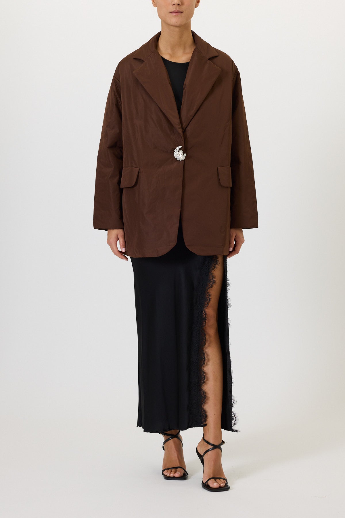 100 gram oversize jacket with jewelled button