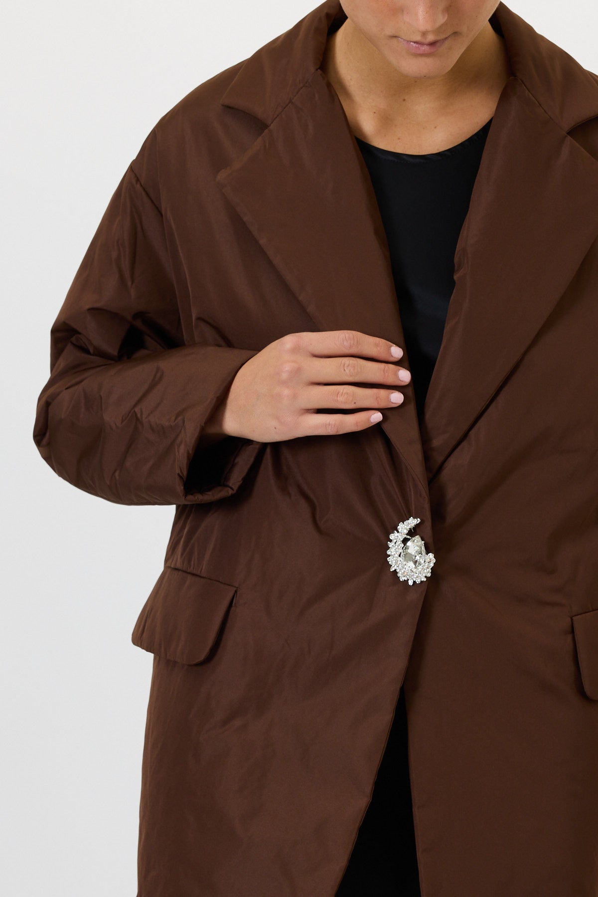 100 gram oversize jacket with jewelled button