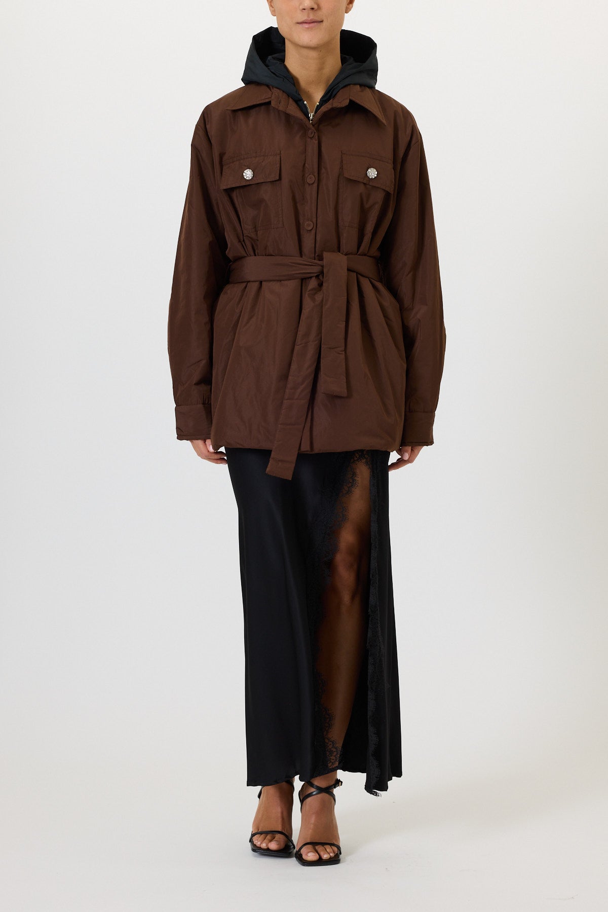 100 GRAM DOUBLE OVERSIZED JACKET WITH HOOD AND BELT