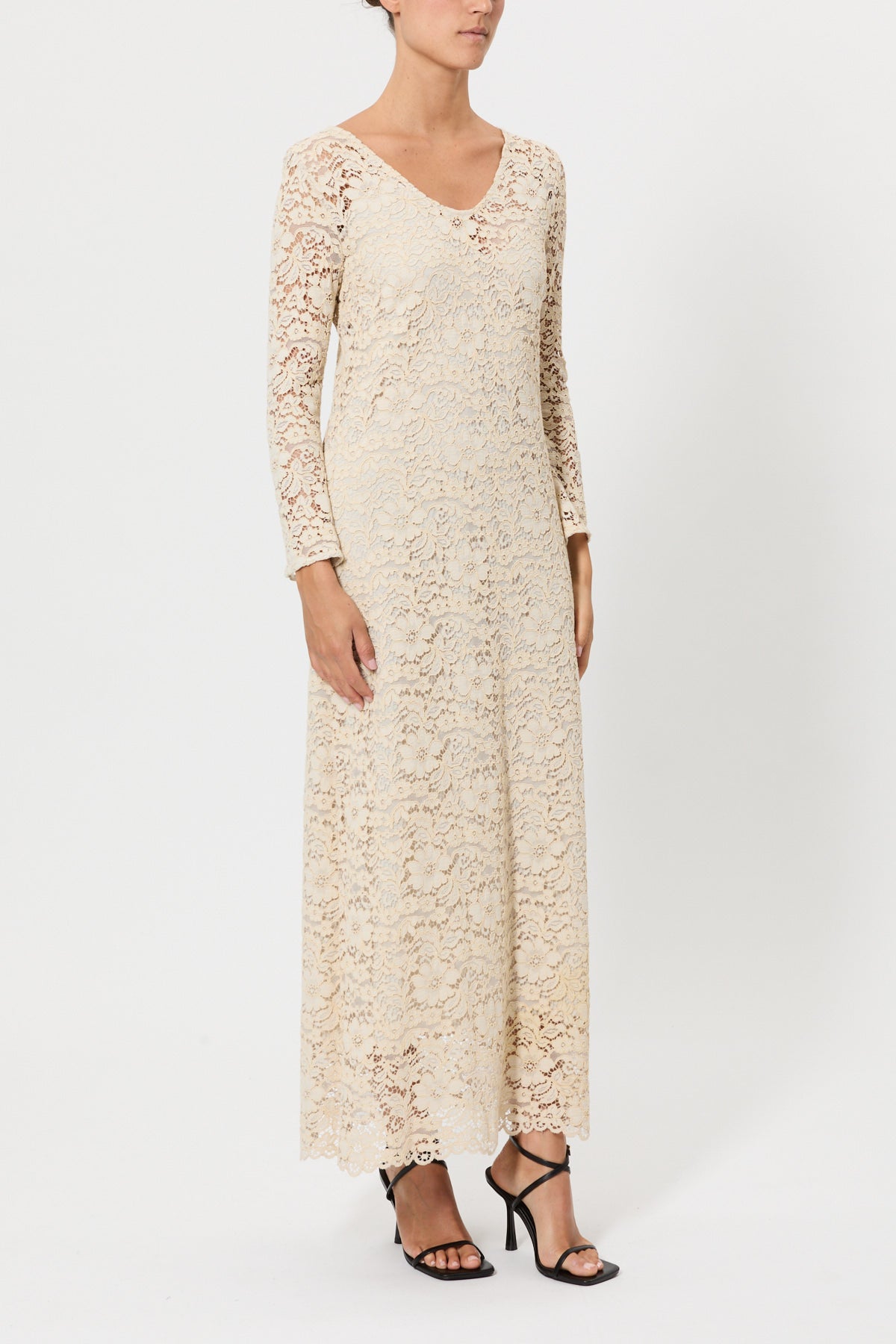 LACE DRESS