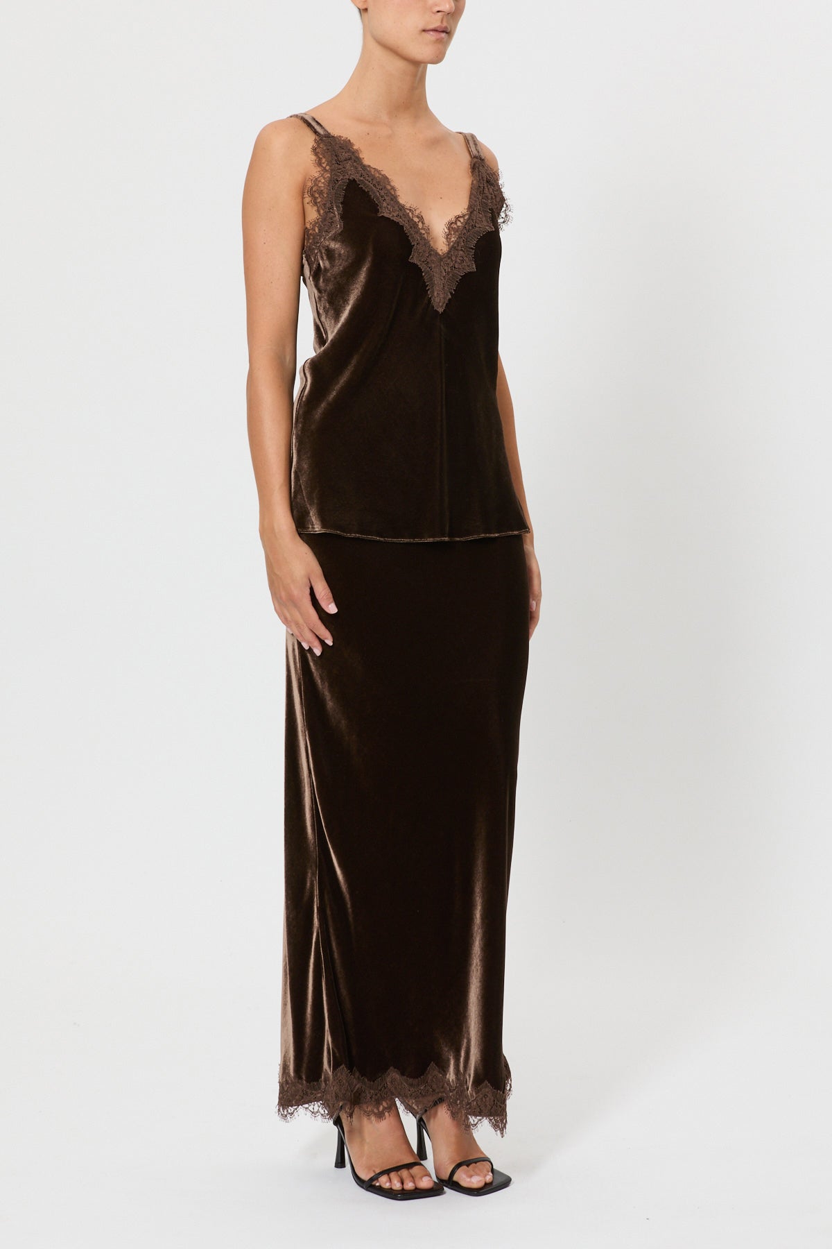 TOP IN VELLUTO CON PIZZO