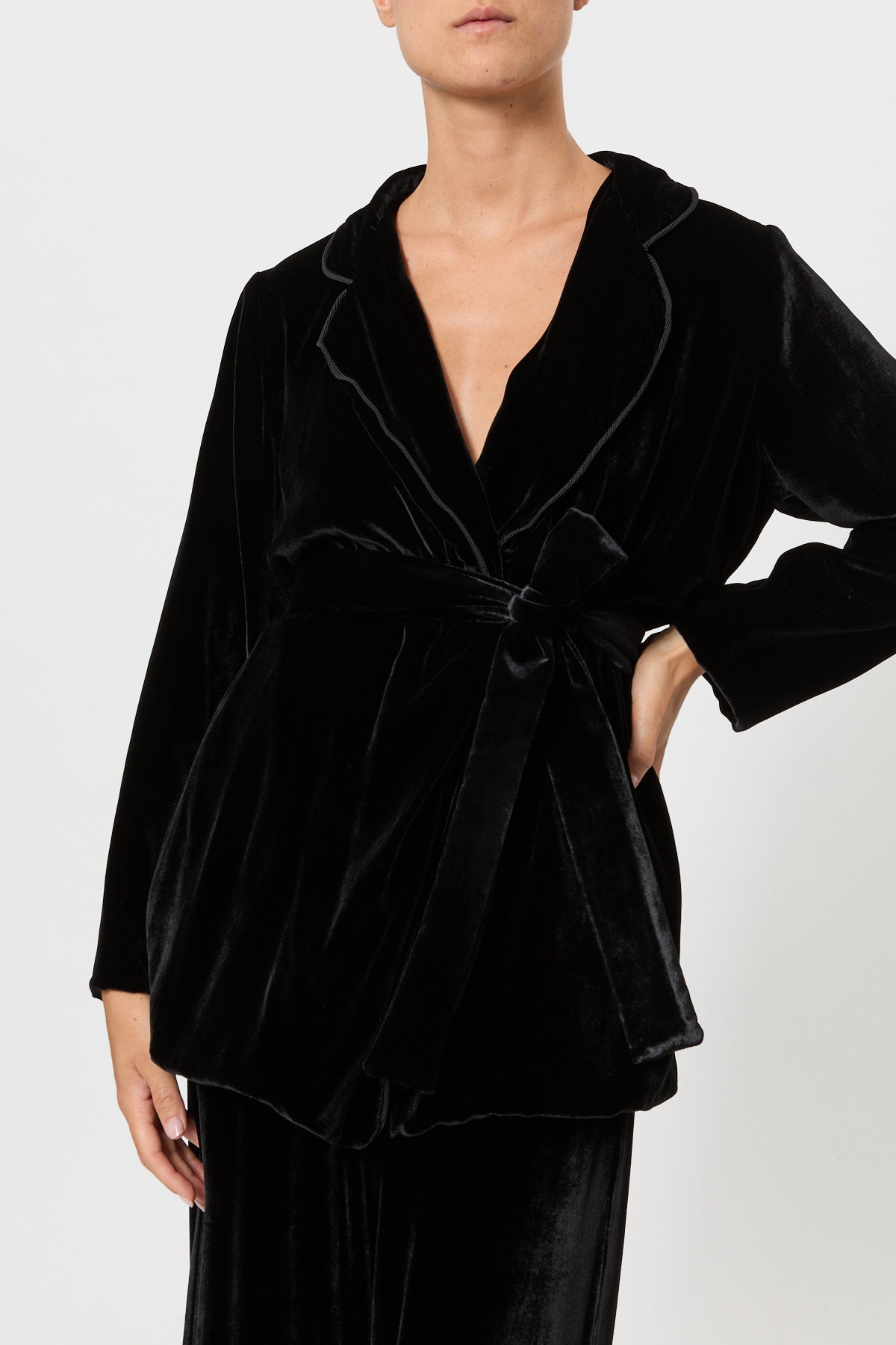 GIACCA KIMONO IN VELLUTO CON CINTURA