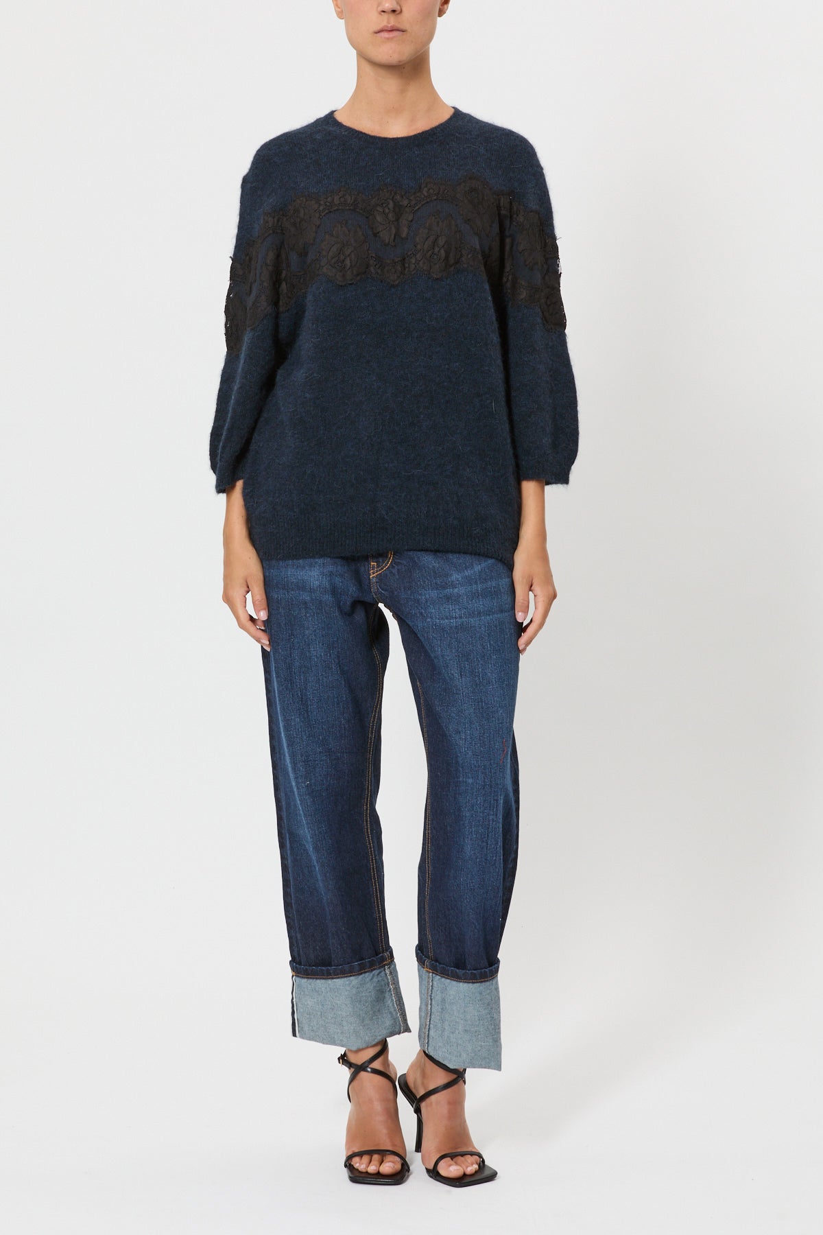 MAGLIA CON PIZZO