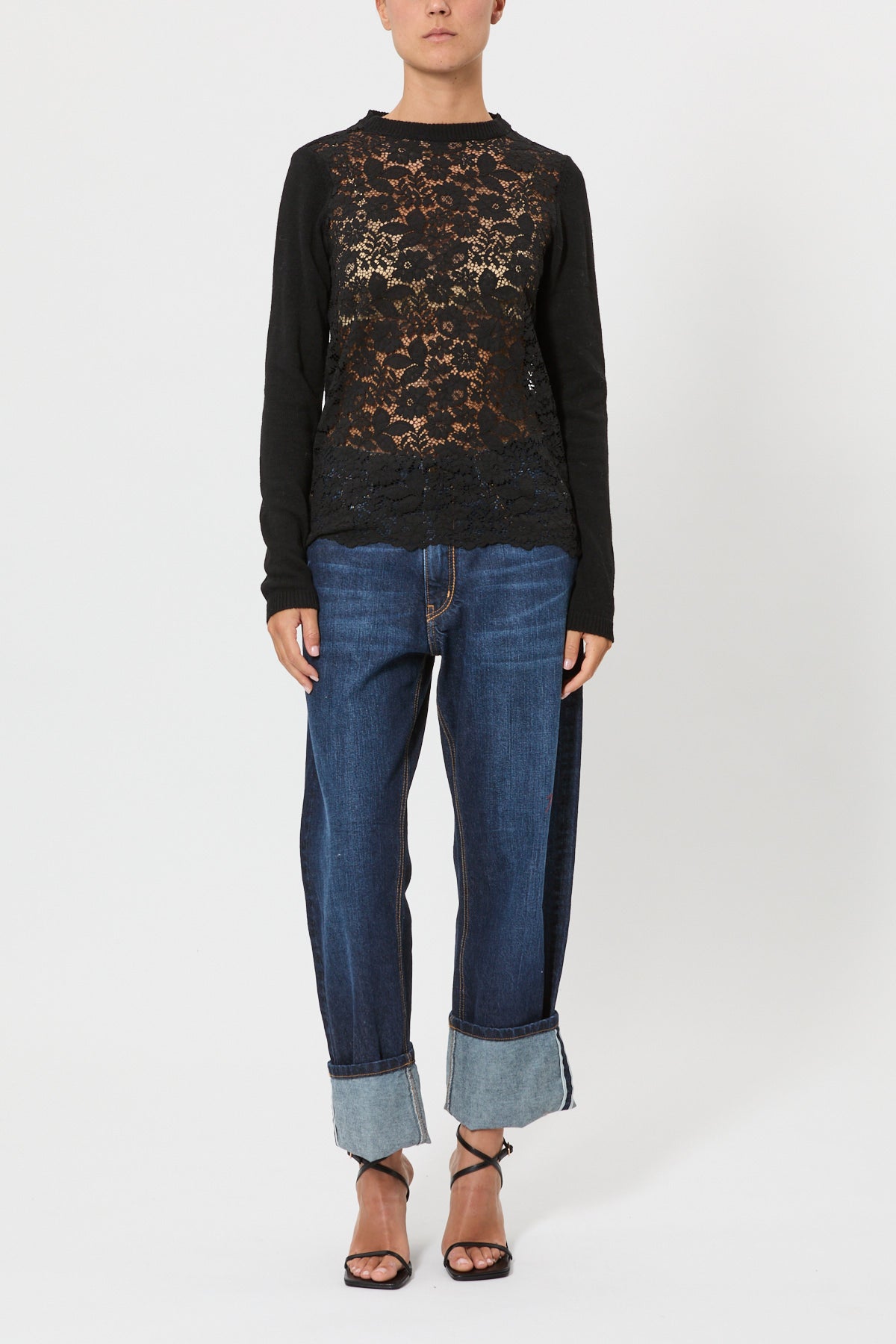 SLIM CREW NECK SWEATER WITH LACE