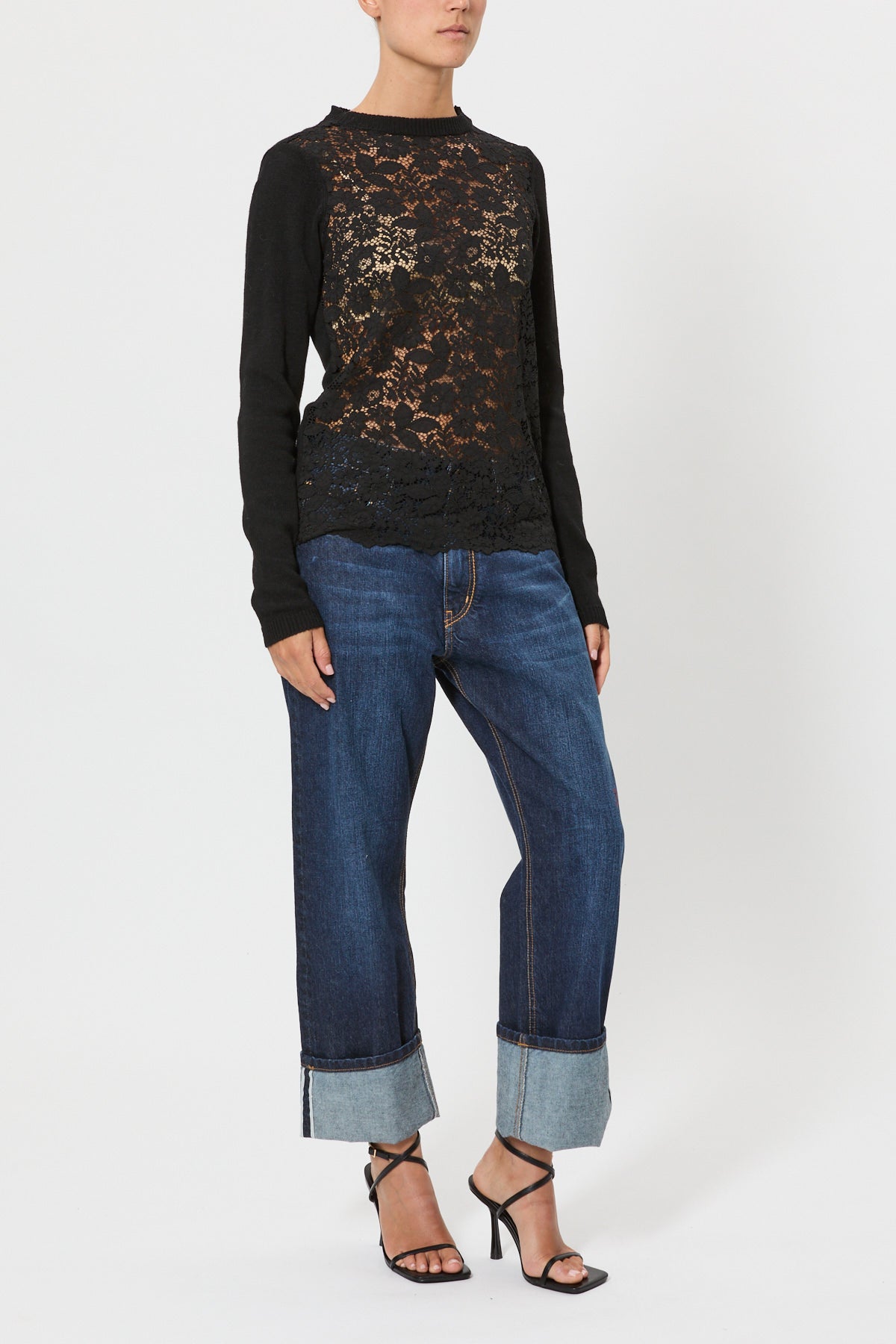 SLIM CREW NECK SWEATER WITH LACE