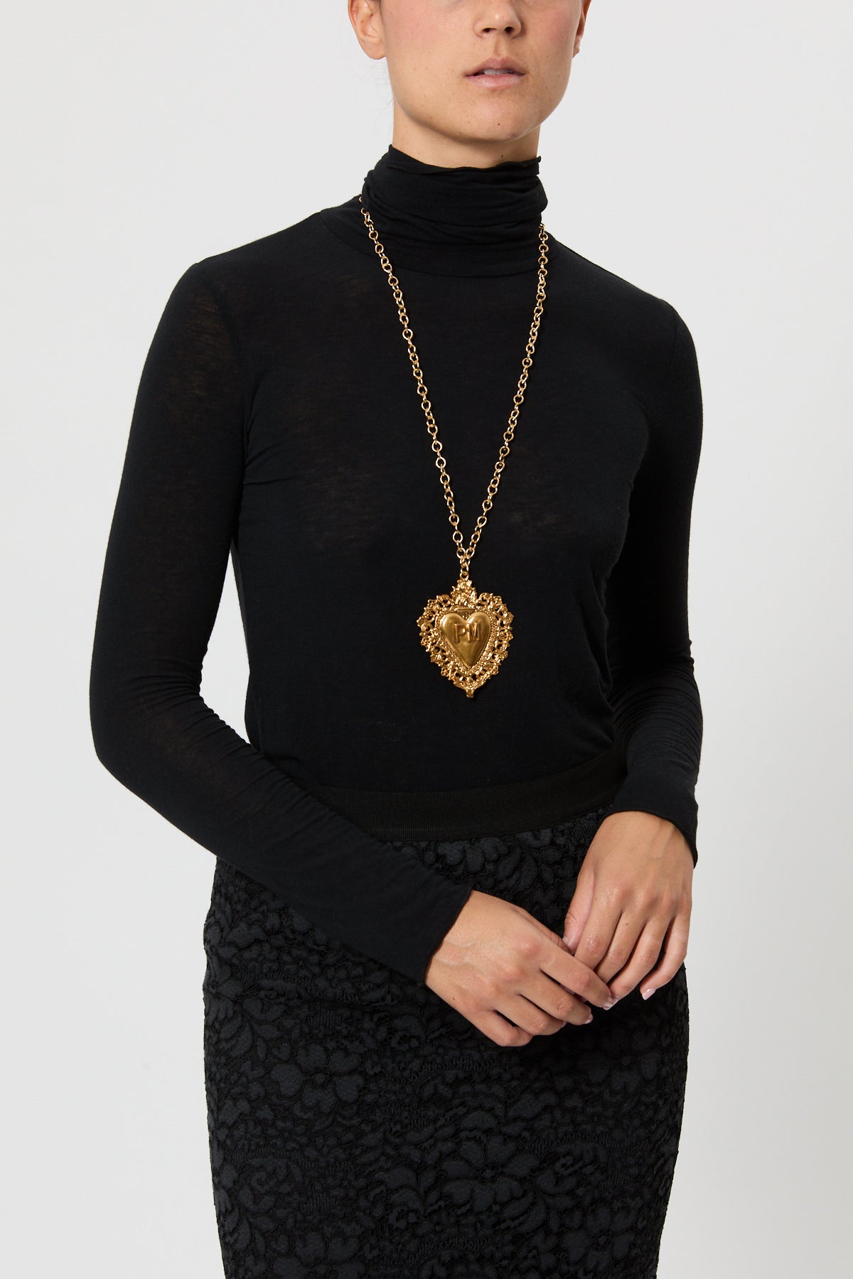 HEART NECKLACE