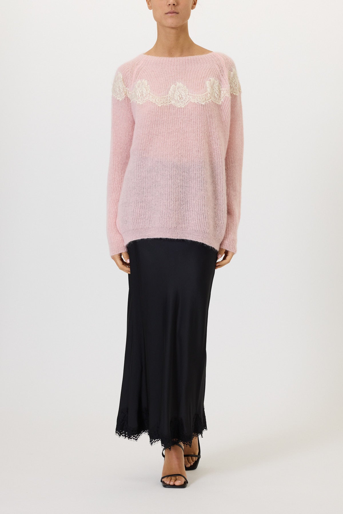 Boat neck sweater with lace