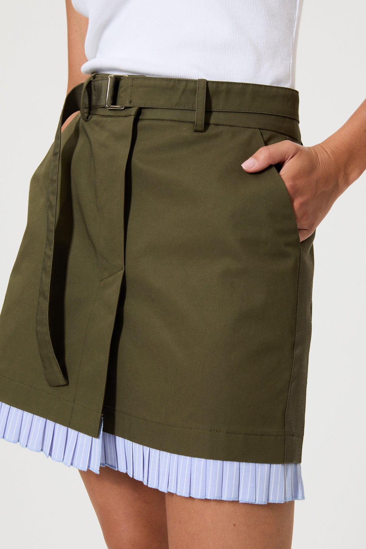 MINI SKIRT IN GABARDINE WITH STRIPED PLEATED