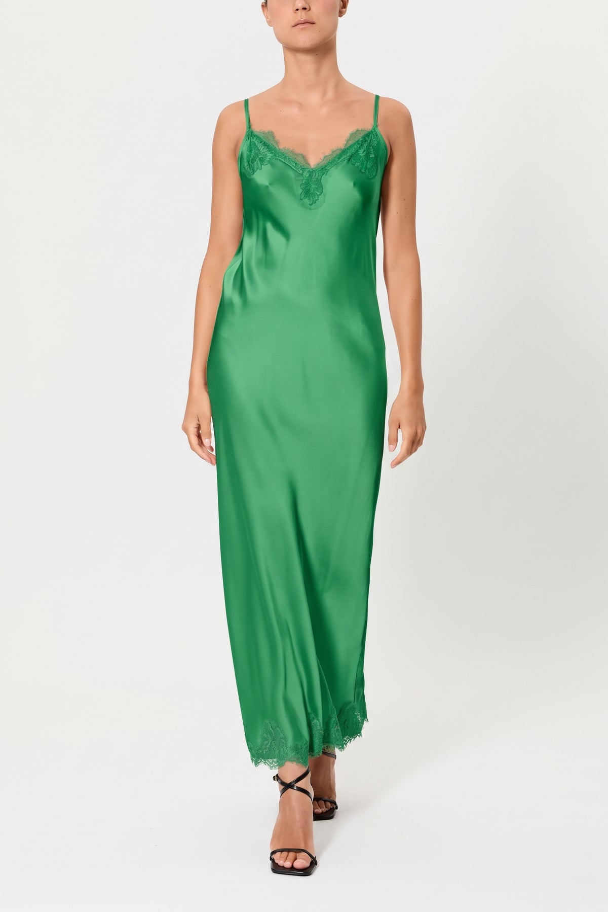 CLAUDIA – VISCOSE AND LACE SLIP DRESS