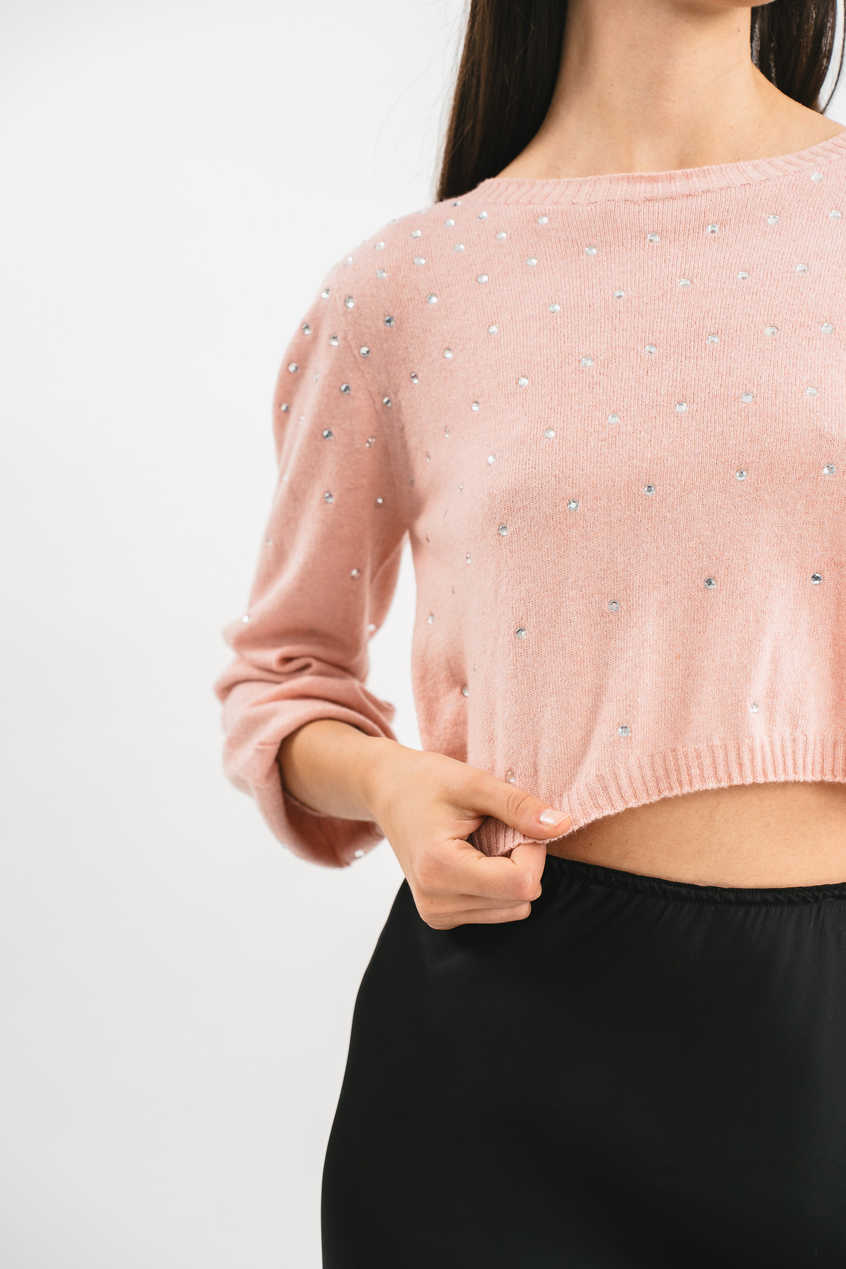 Round neck sweater with rhinestones