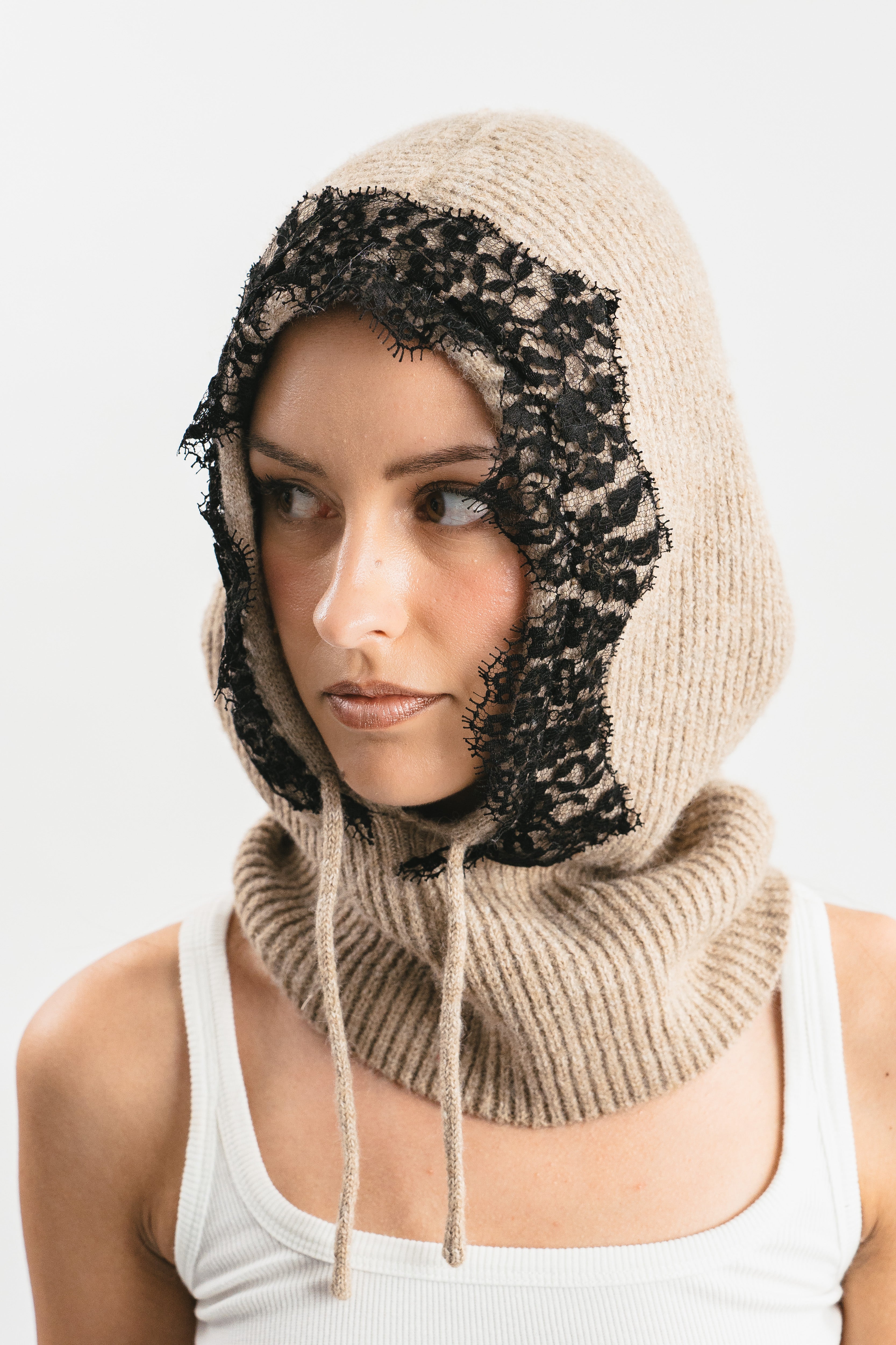 Balaclava with lace