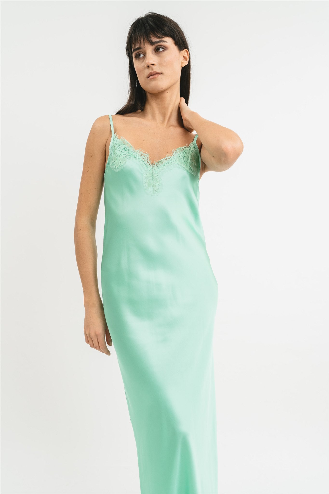 Slip dress lungo con dettagli in pizzo